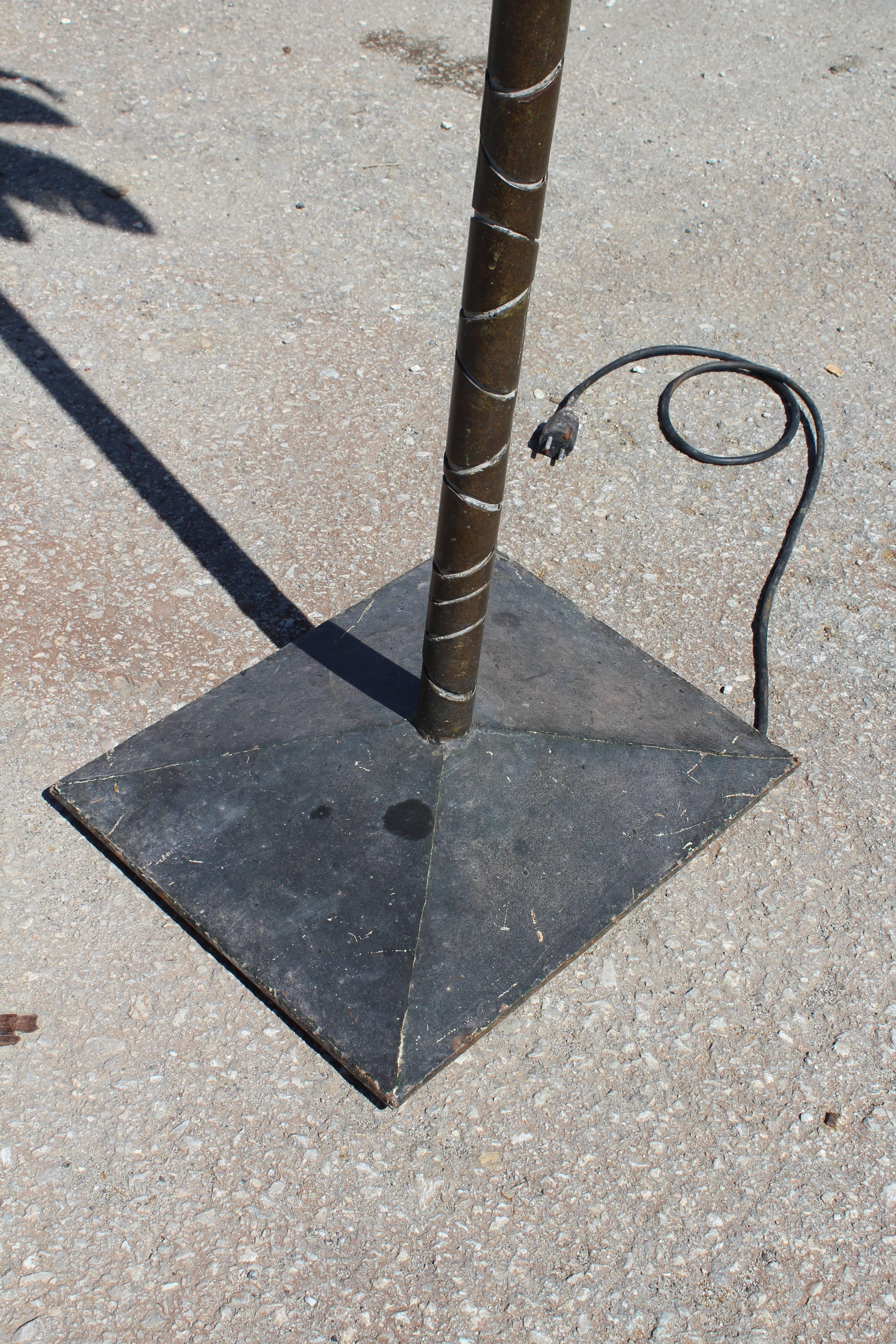 1980s Stars Iron Standing Lamp In Good Condition For Sale In Marbella, ES