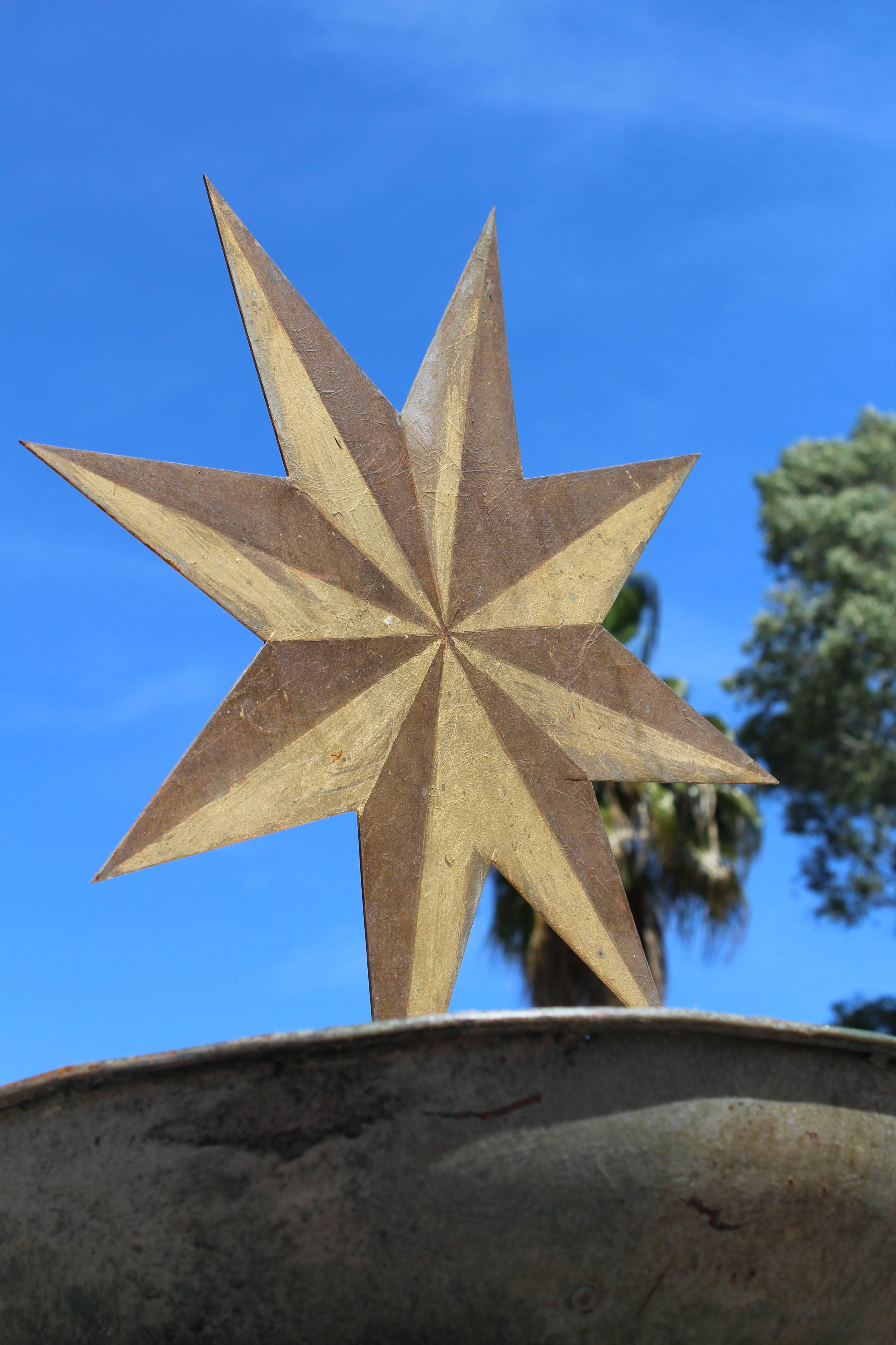 Lámpara de pie de hierro con estrellas de los años 80 Hierro en venta