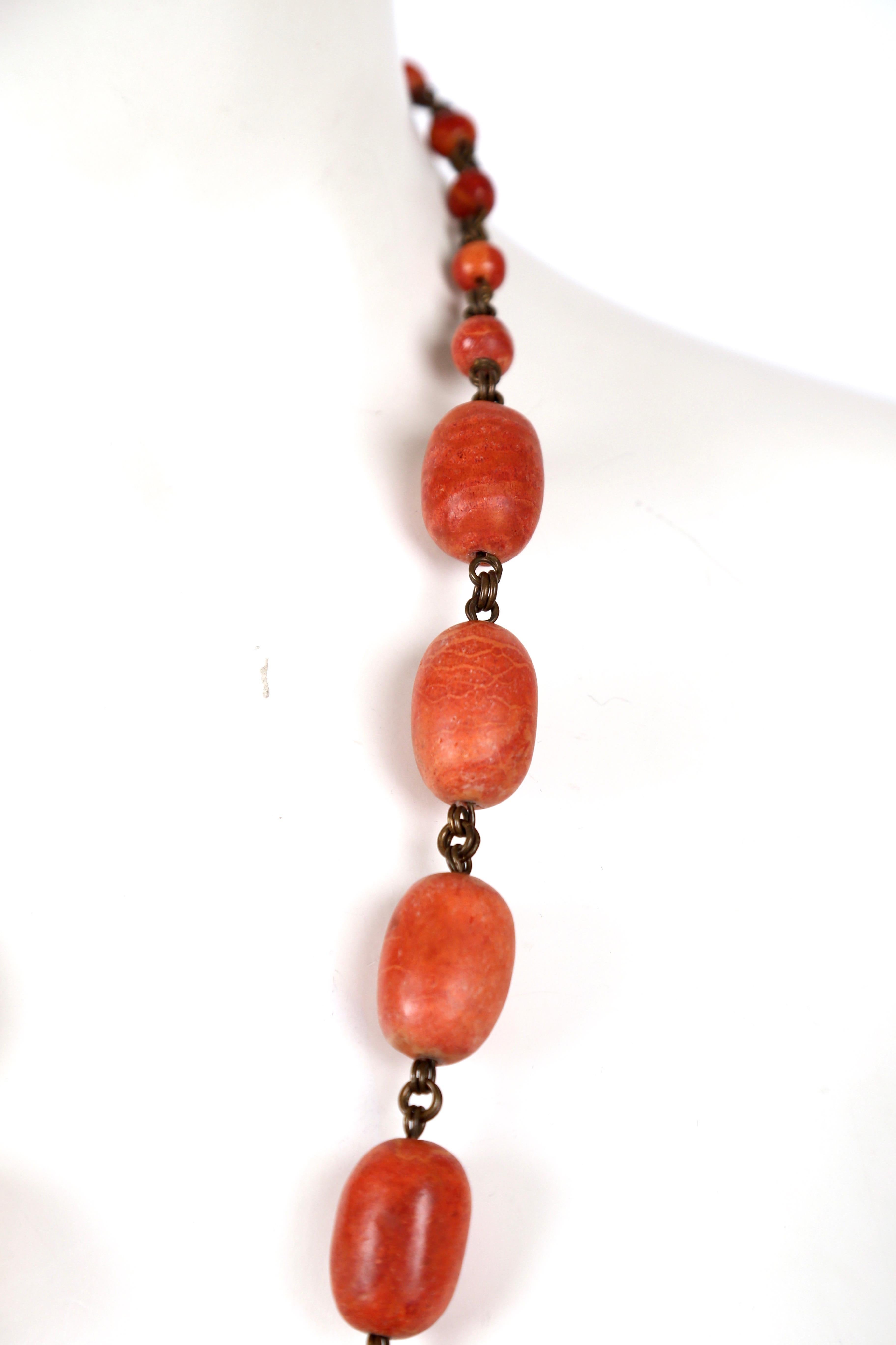 Bead 1980's STEPHEN DWECK long apple coral necklace on bronze chain For Sale