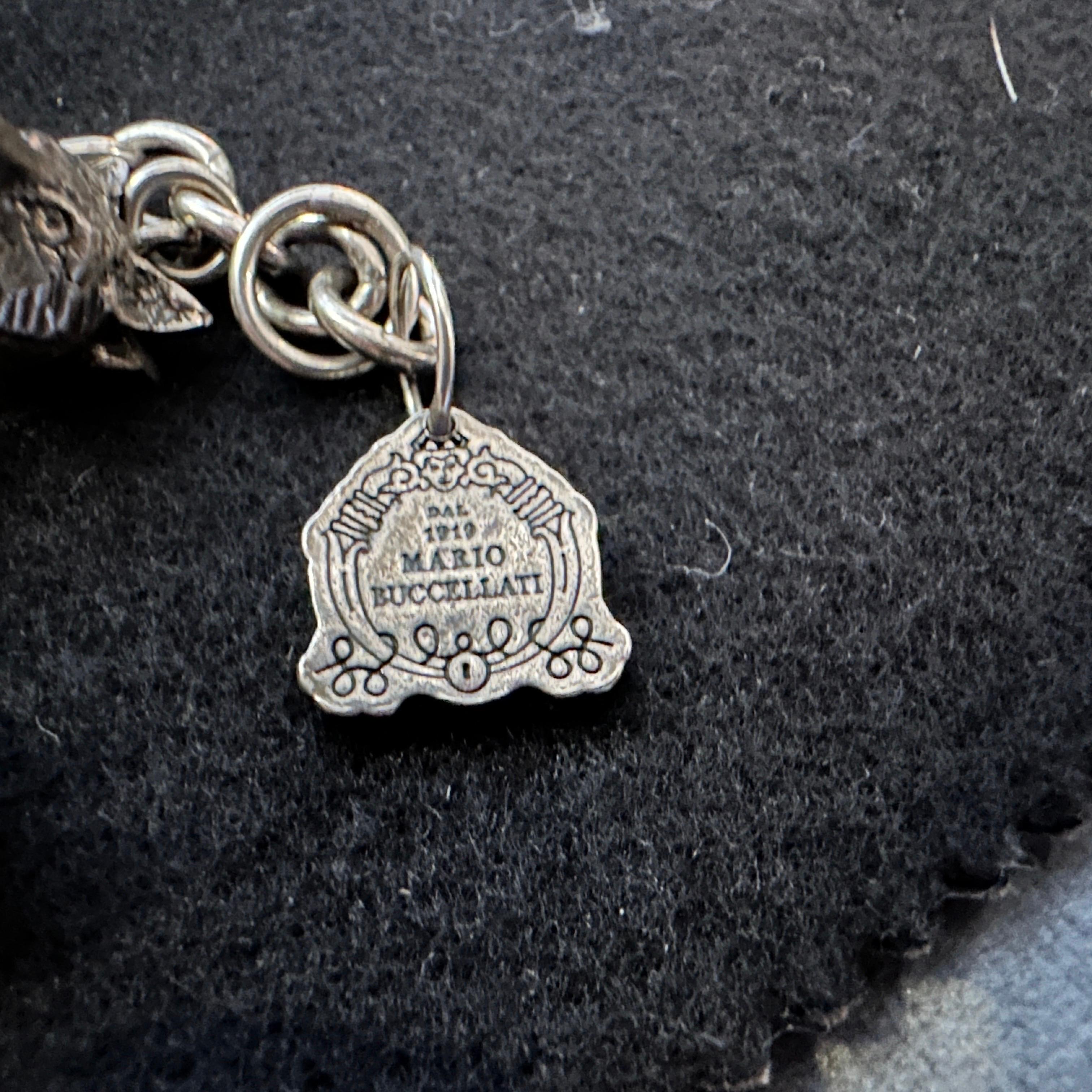 Bracciale con charme in argento e agata di Mario Buccellati degli anni '80 in vendita 2