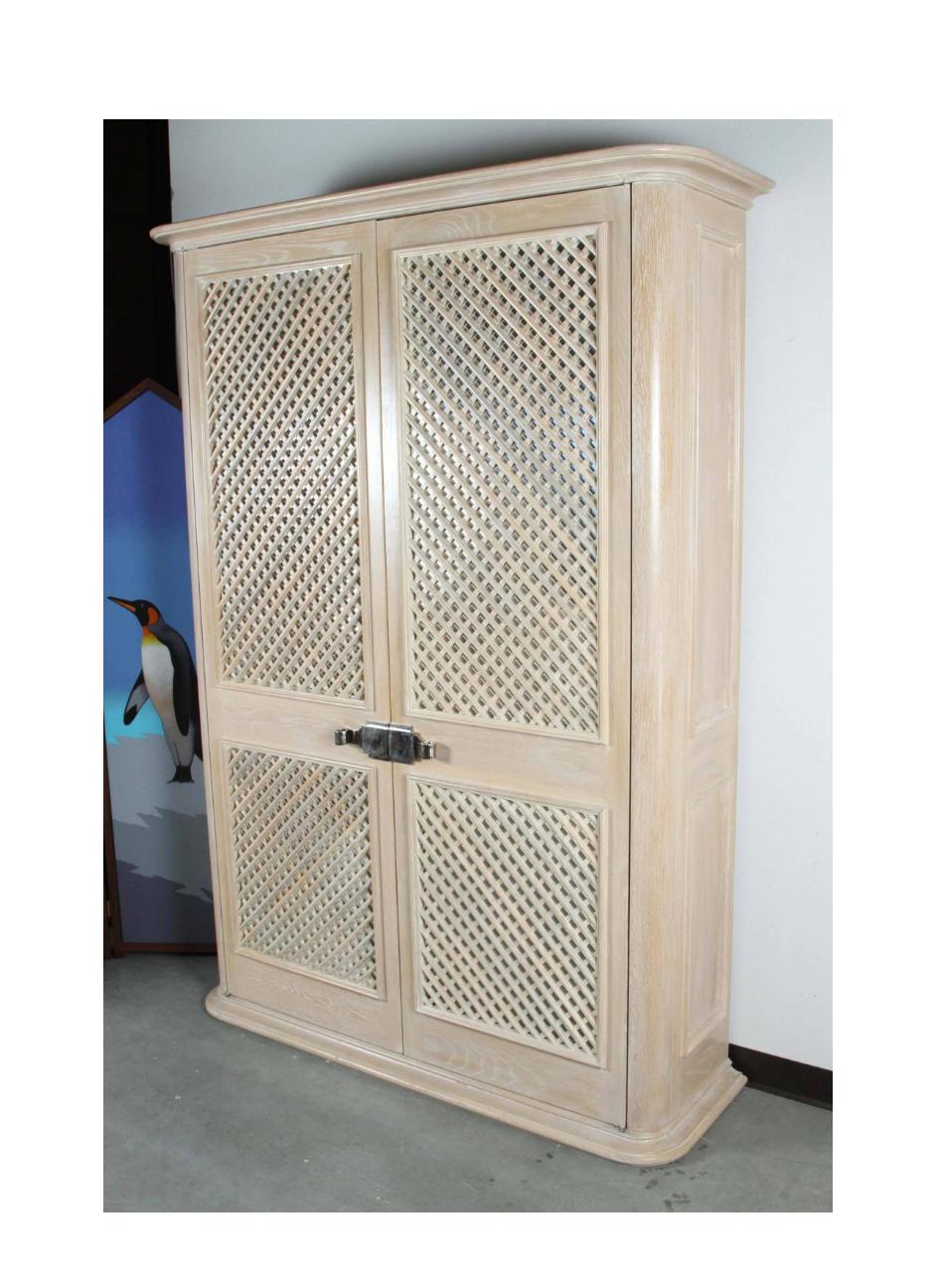 1980s Steve Chase Bleached Oak Mirrored Lattice Front Armoire In Good Condition For Sale In Stamford, CT