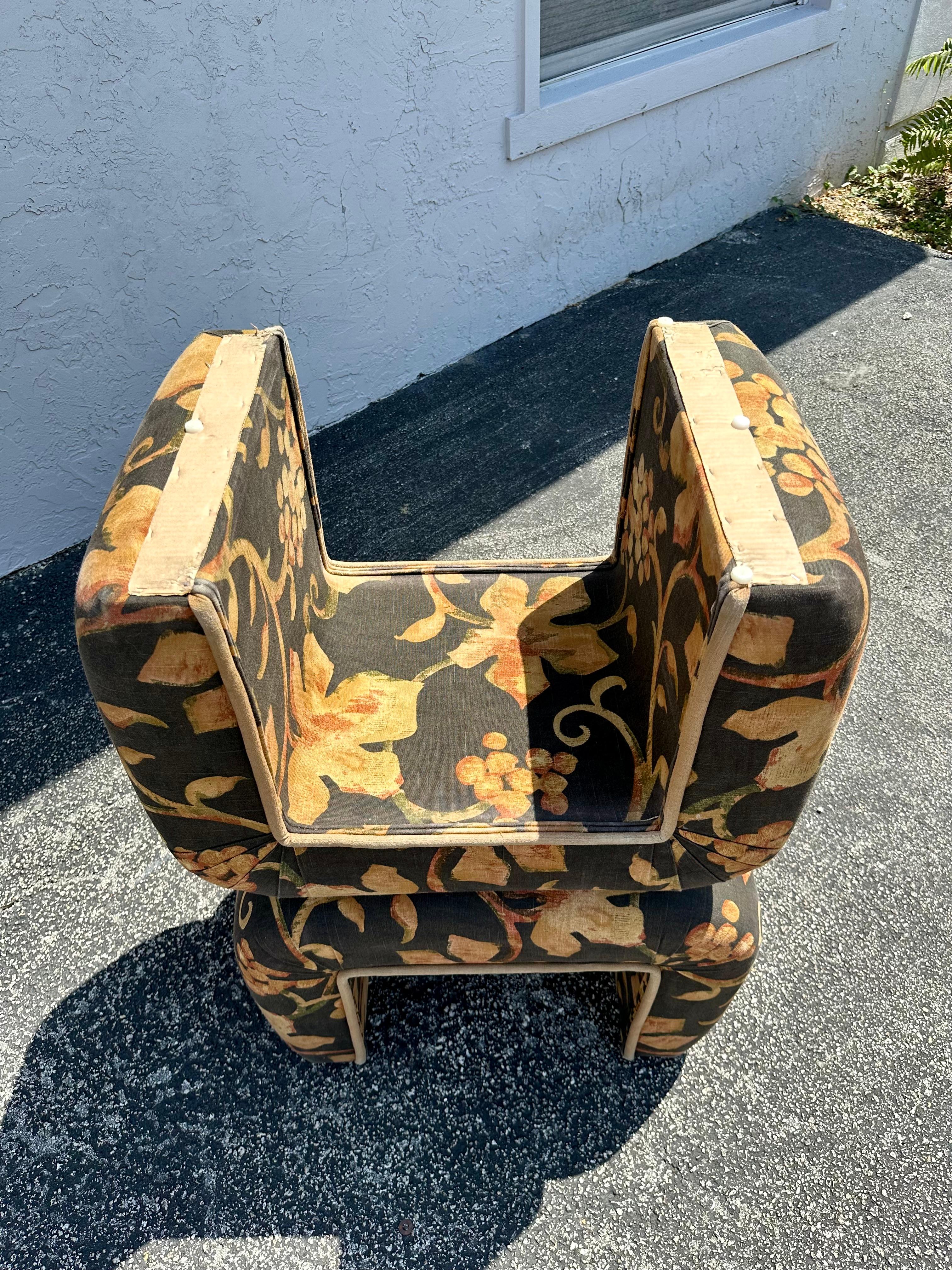 1980 Steve Chase Waterfall Black Gold Floral Chintz Benches Stools , Set of 2 en vente 2