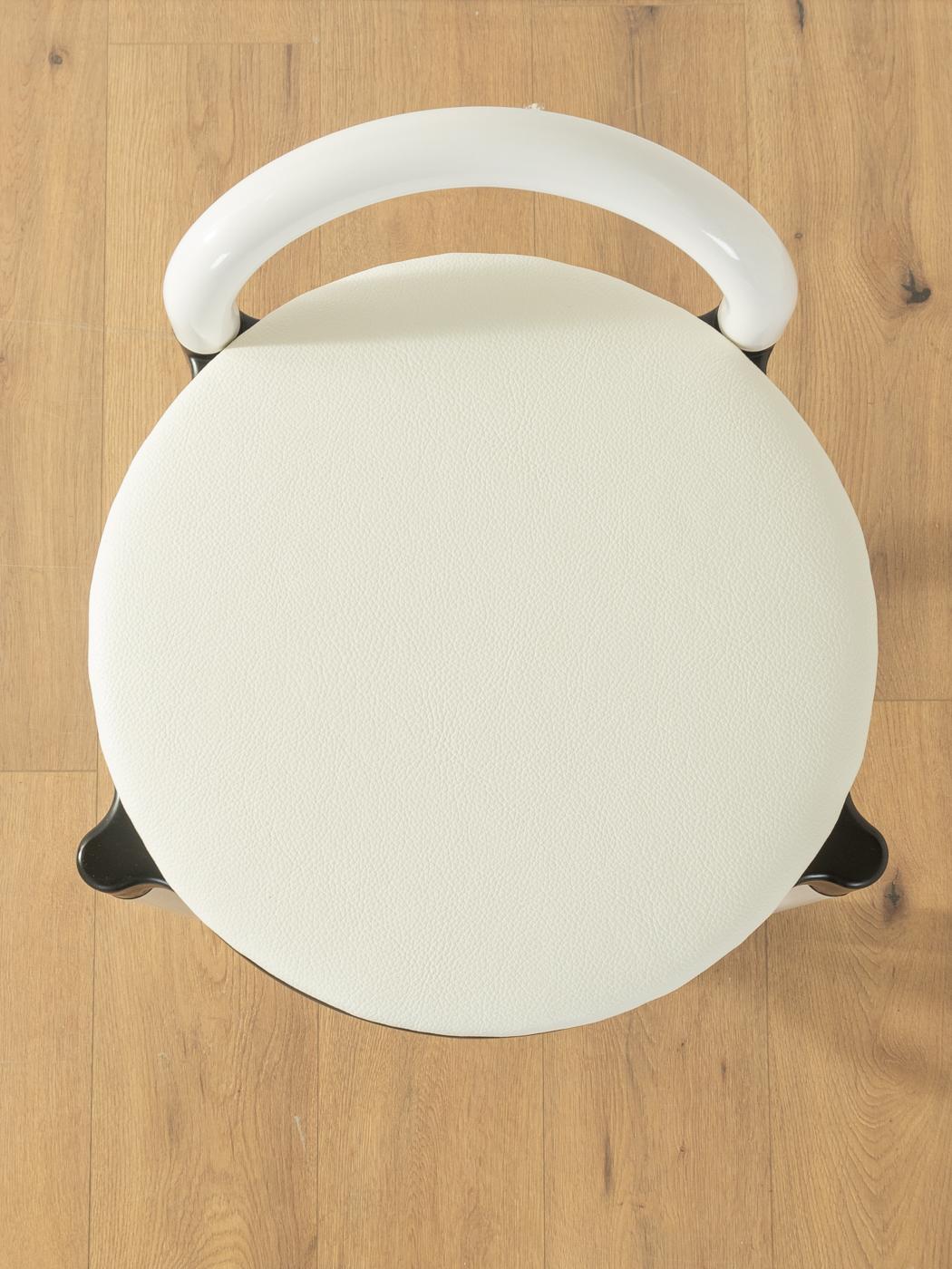 Tabouret des années 1980, Anna Castelli Ferrieri pour Kartell en vente 2