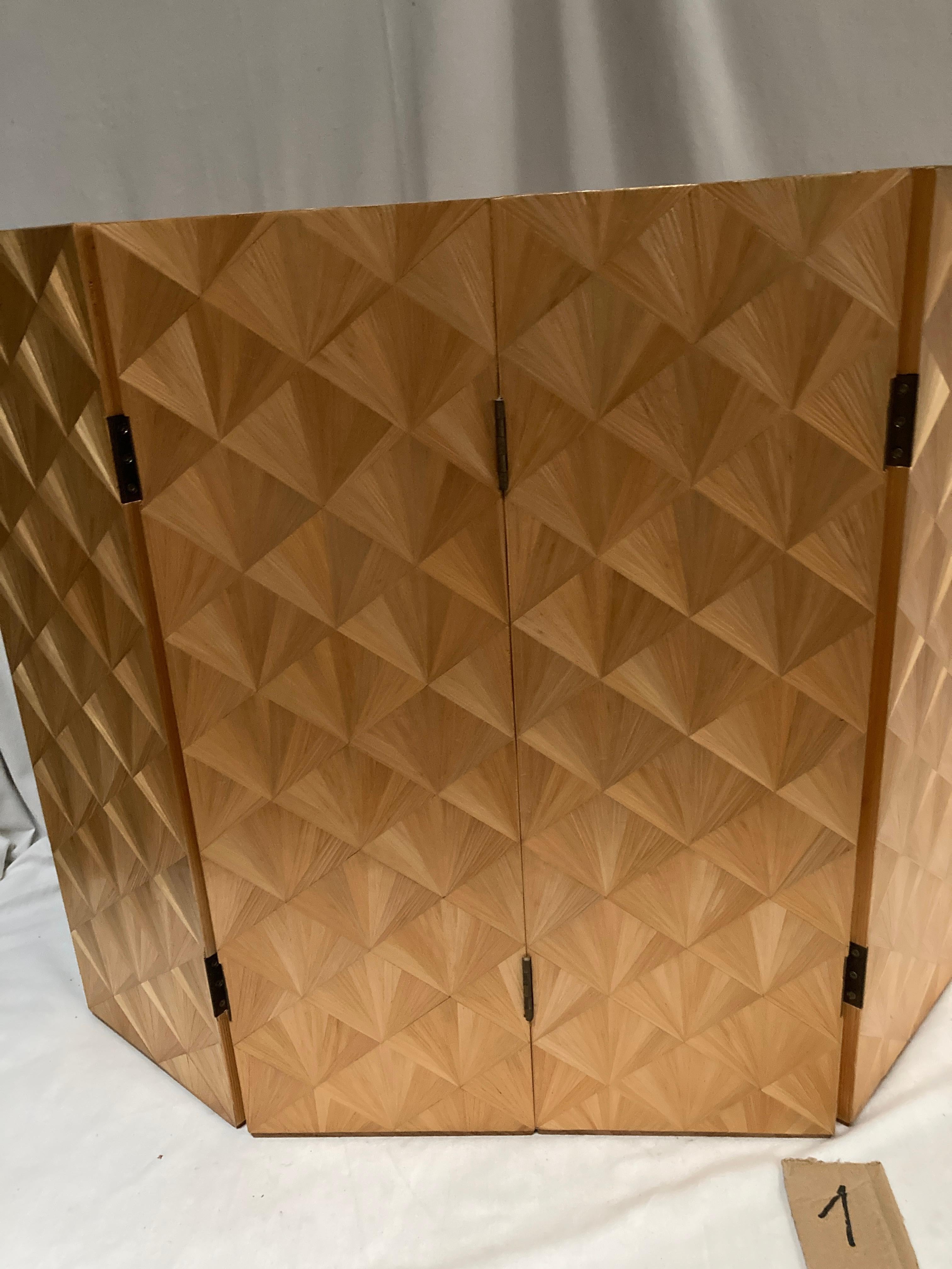 1980's Straw marquetry wind screen in the style of Jean-Michel Frank In Good Condition In Bois-Colombes, FR