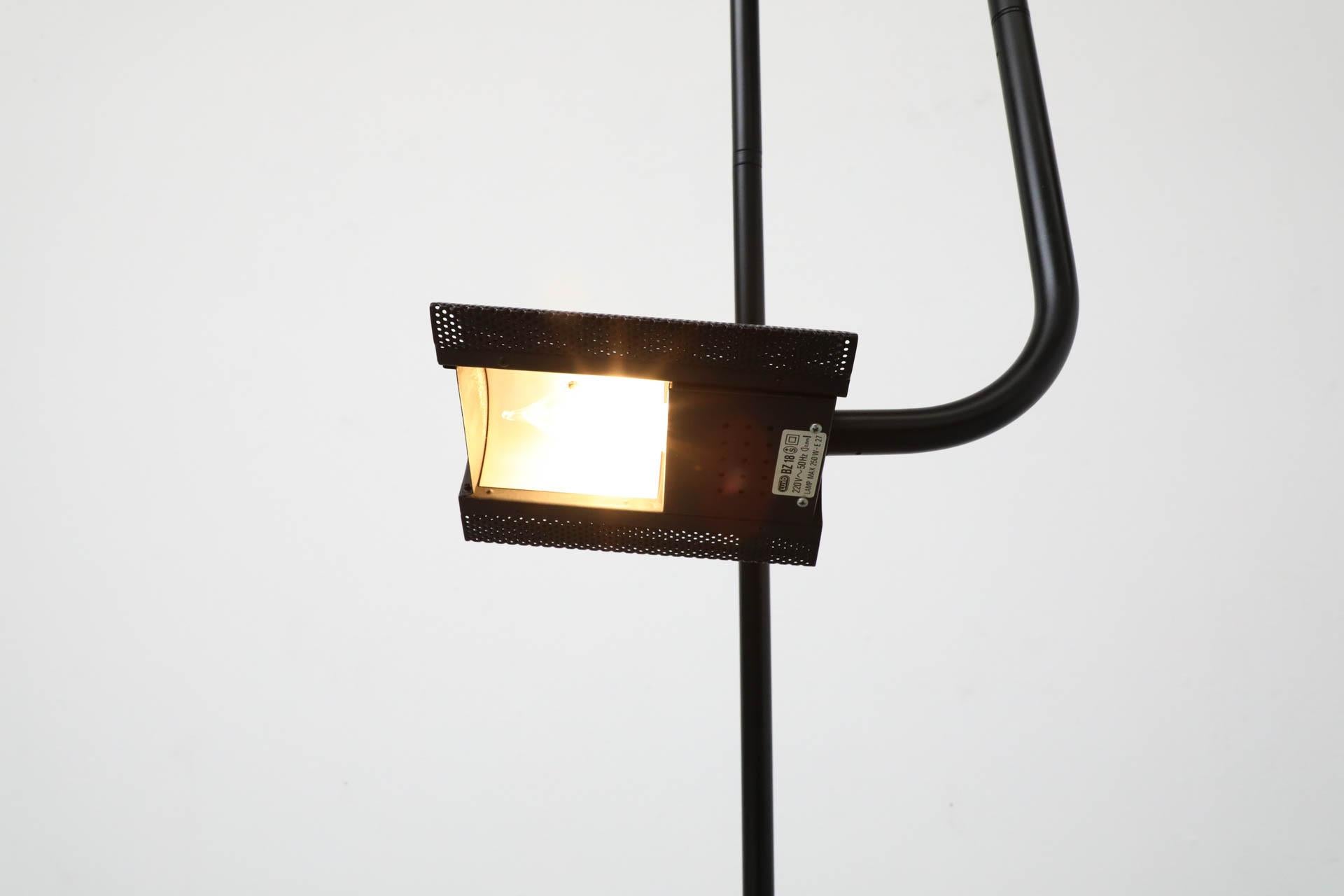 Lampada da terra Stringa degli anni '80 di Hans Ansems per Luxo Italiana in vendita 7