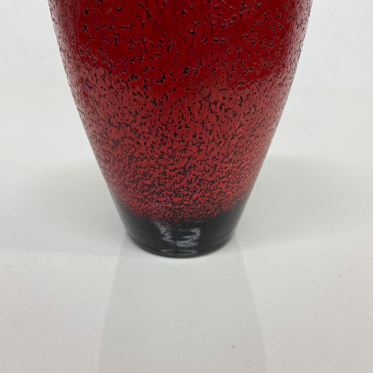 English 1980s Stuart Strathearn Dark Crystal Studio Glass Vase Red Textured, England