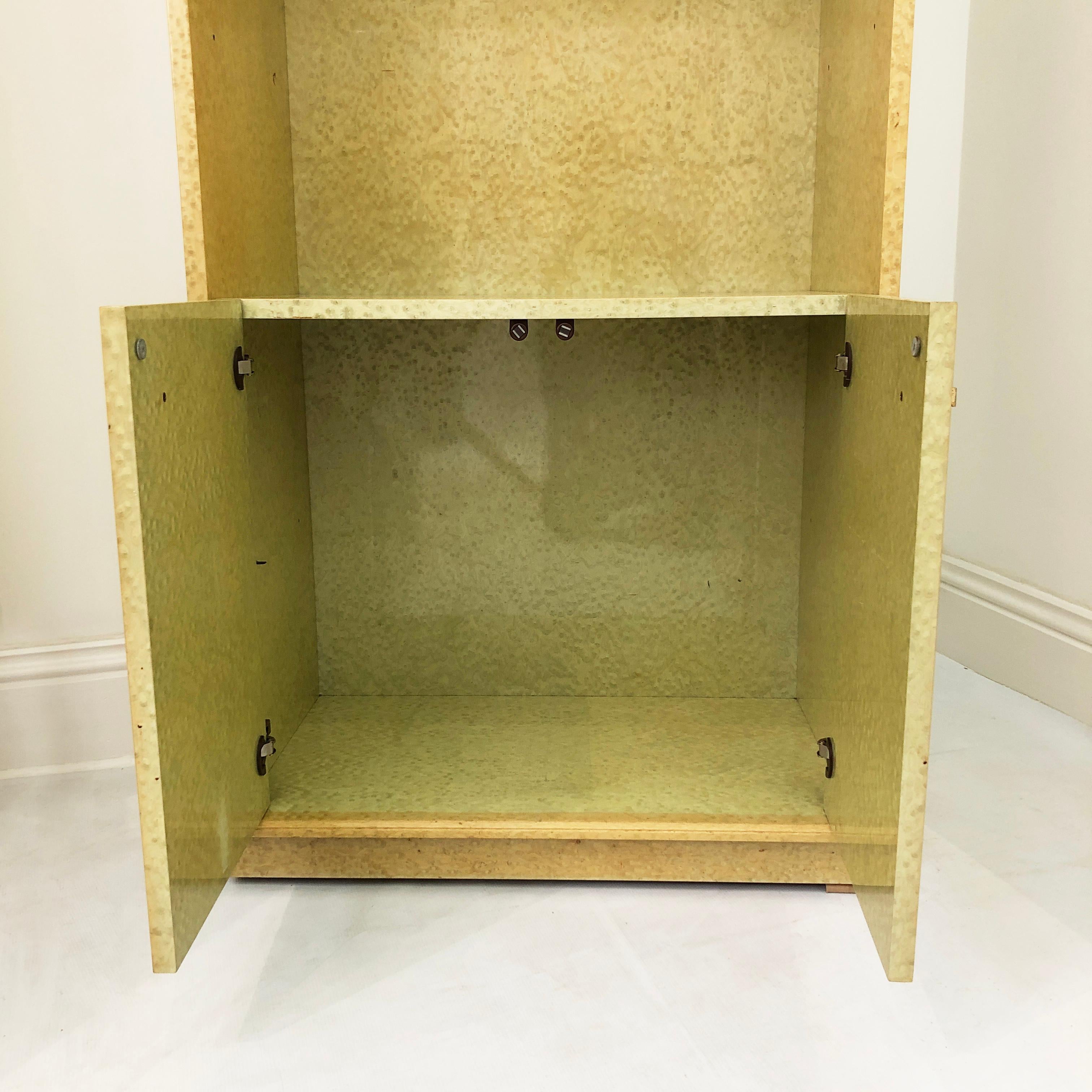 1980s Studio Smania Tall Birds Eye Briar Burl Display Cabinet Bookshelf, 1970s For Sale 4