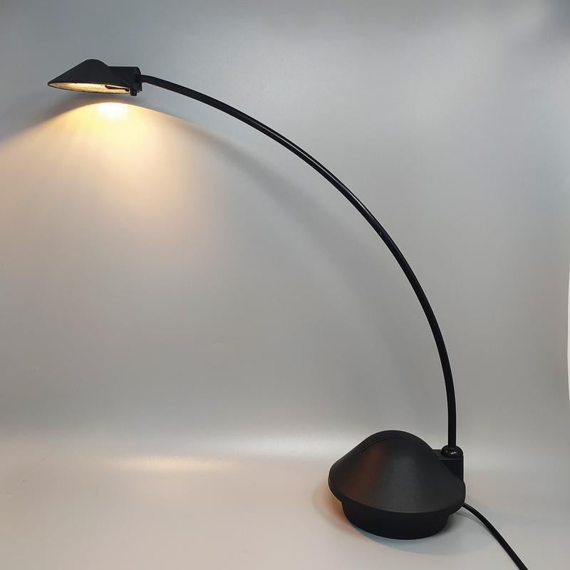 italien Superbe lampe de bureau halogène des années 1980 par Stilplast, fabriquée en Italie en vente