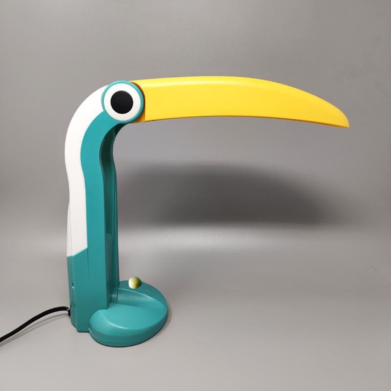 italien Superbe lampe de bureau toucan des années 1980 par H.T. Huang pour Lenoir en vente