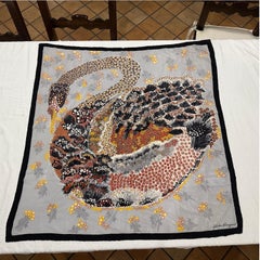 Pañuelo de seda con motivo de cisne de los años 80 de Ferragamo