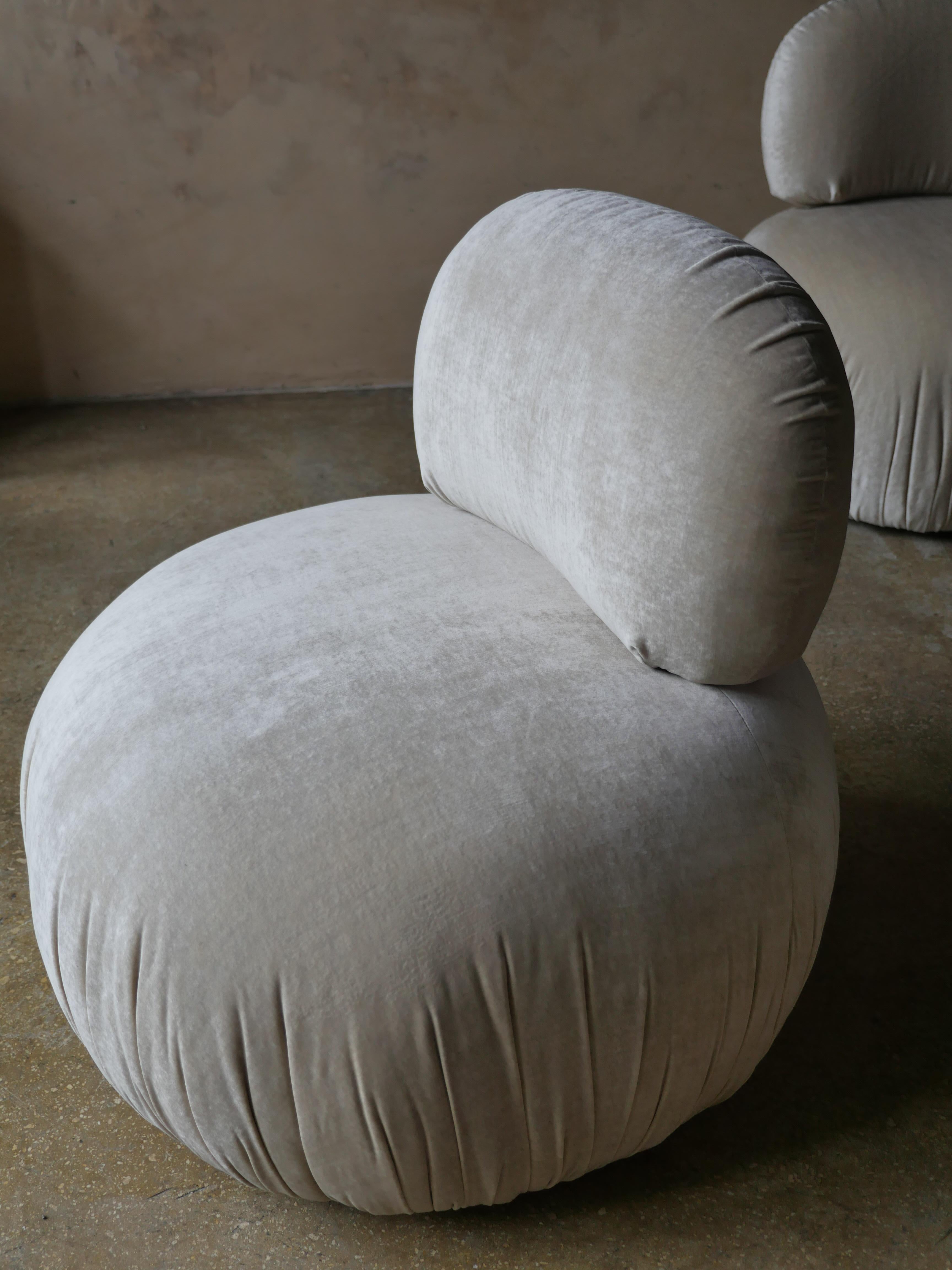 Pouf girevole di design degli anni '80 con velluto di seta Lee Jofa personalizzato in vendita 4