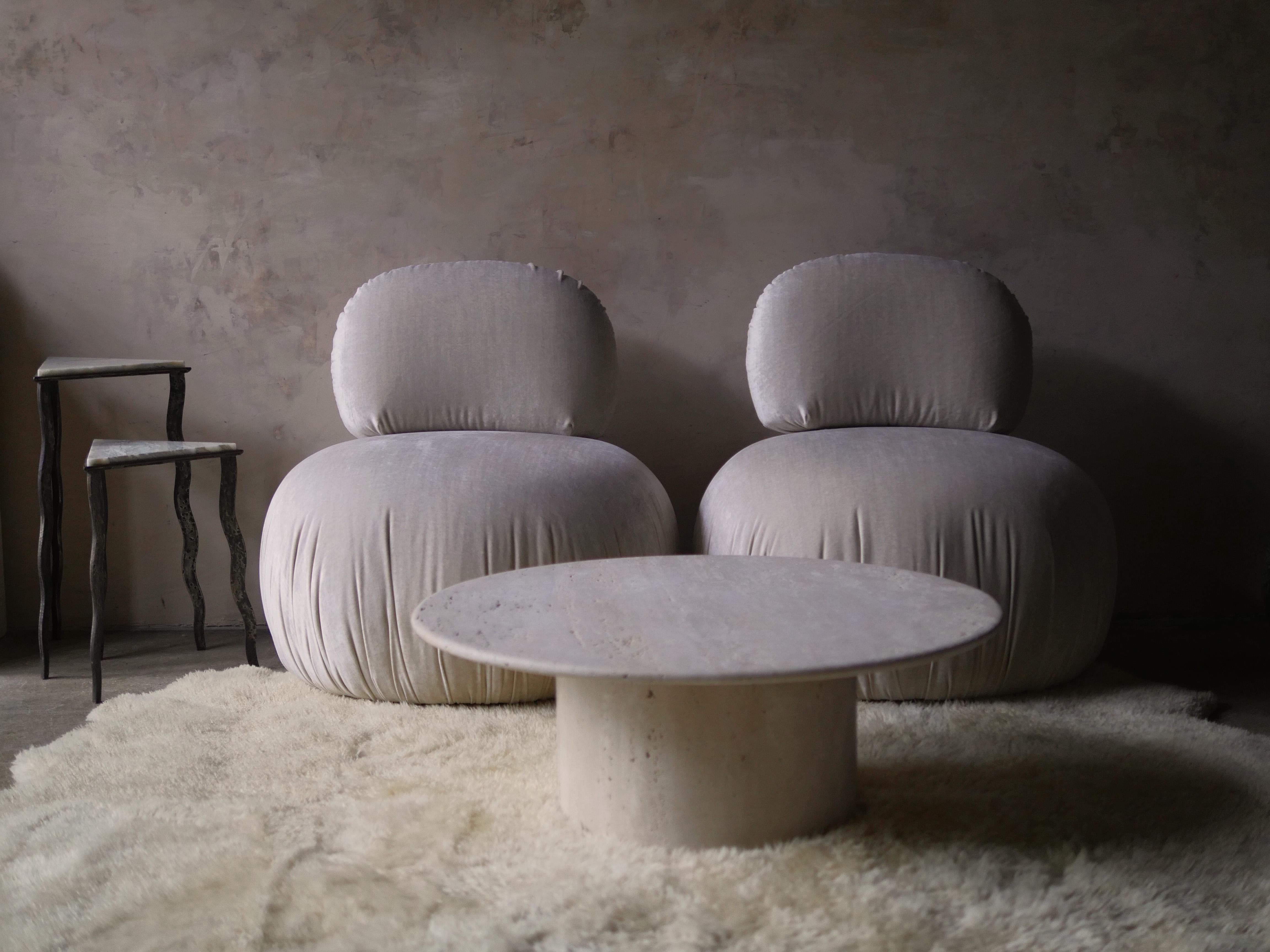 Mid-Century moderno Pouf girevole di design degli anni '80 con velluto di seta Lee Jofa personalizzato in vendita
