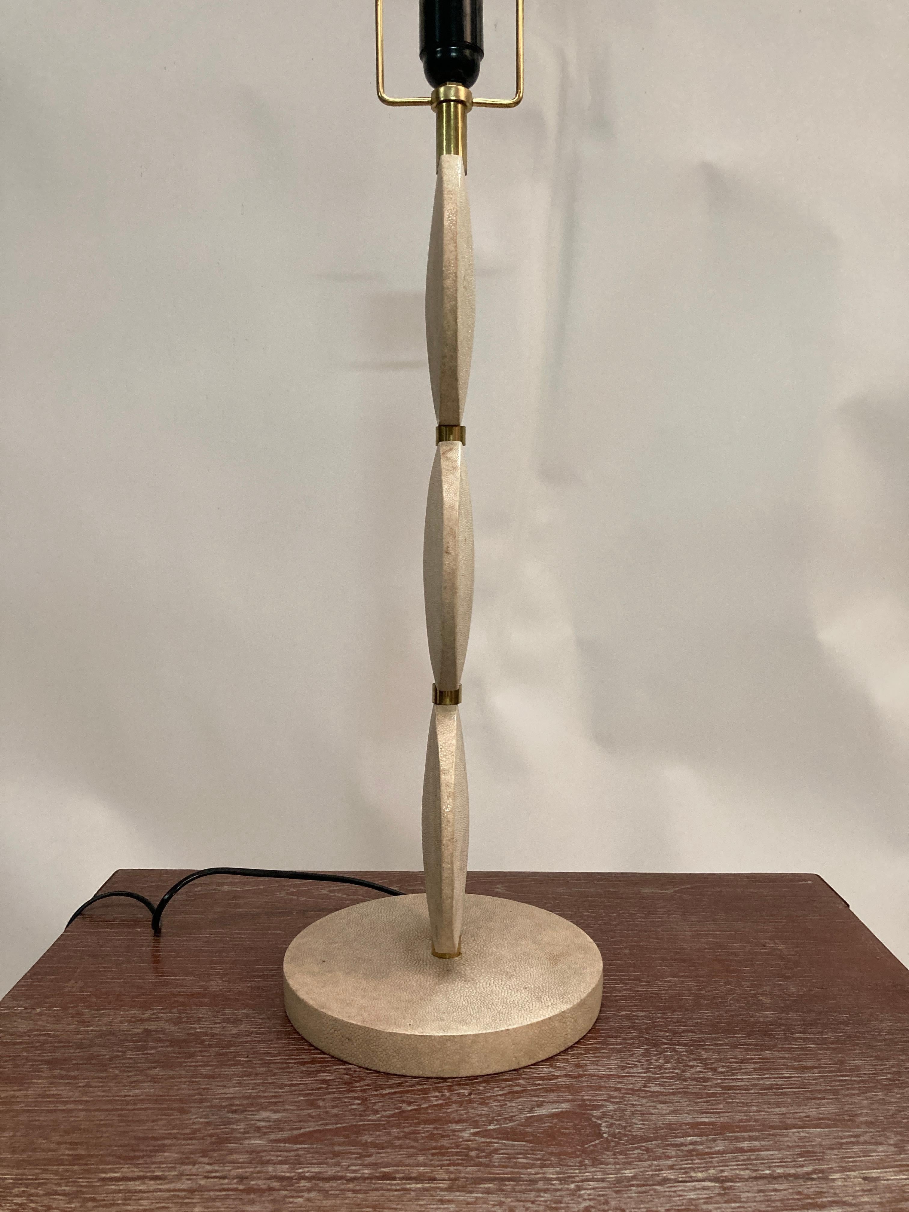 Late 20th Century 1980's Table lamp covered with white shagreen  For Sale
