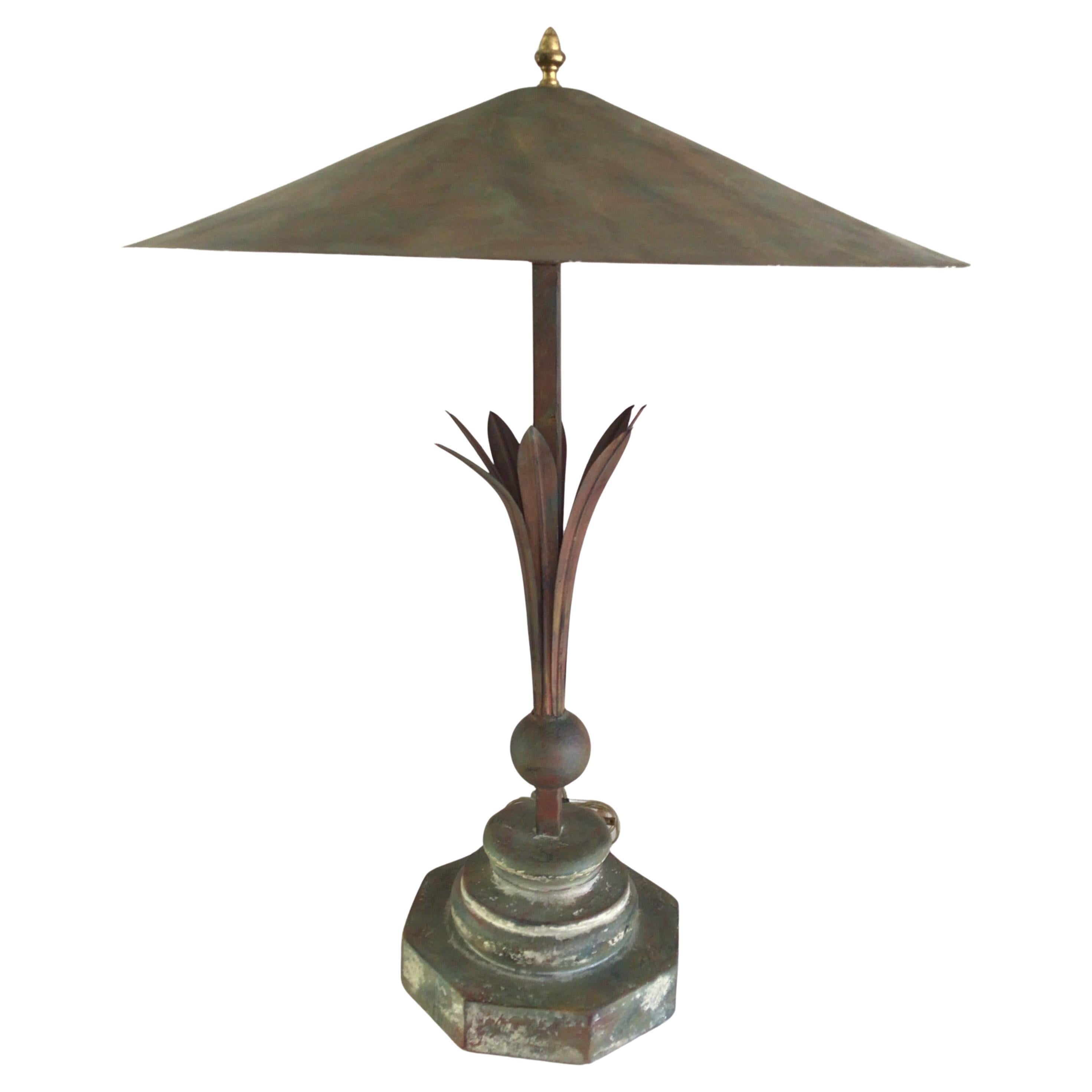 Lampada da tavolo degli anni '80 con paralume in tiglio patinato in vendita