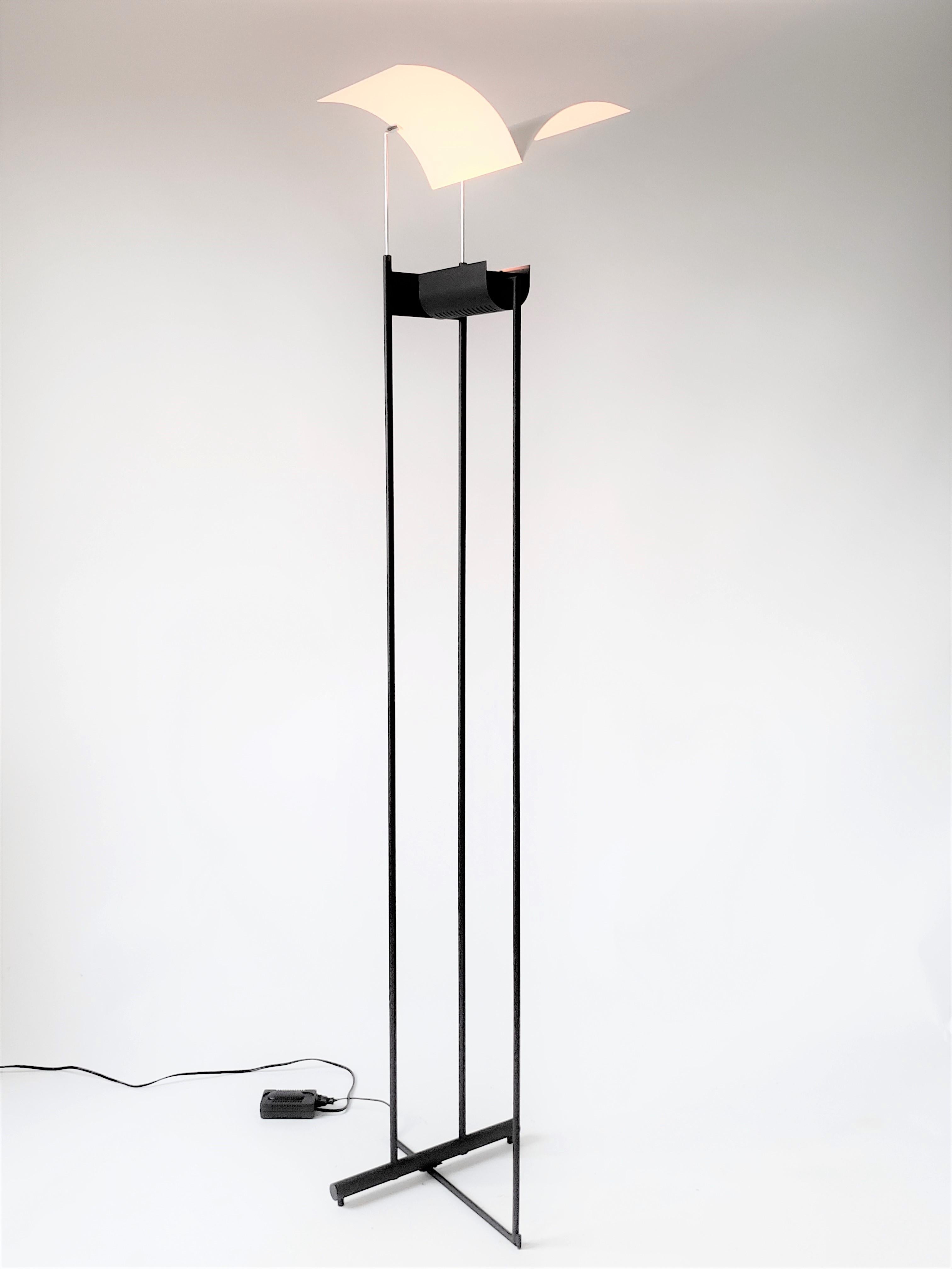 1980s Tall Halogen Floor Lamp 'Bird in Flight', Italy 6
