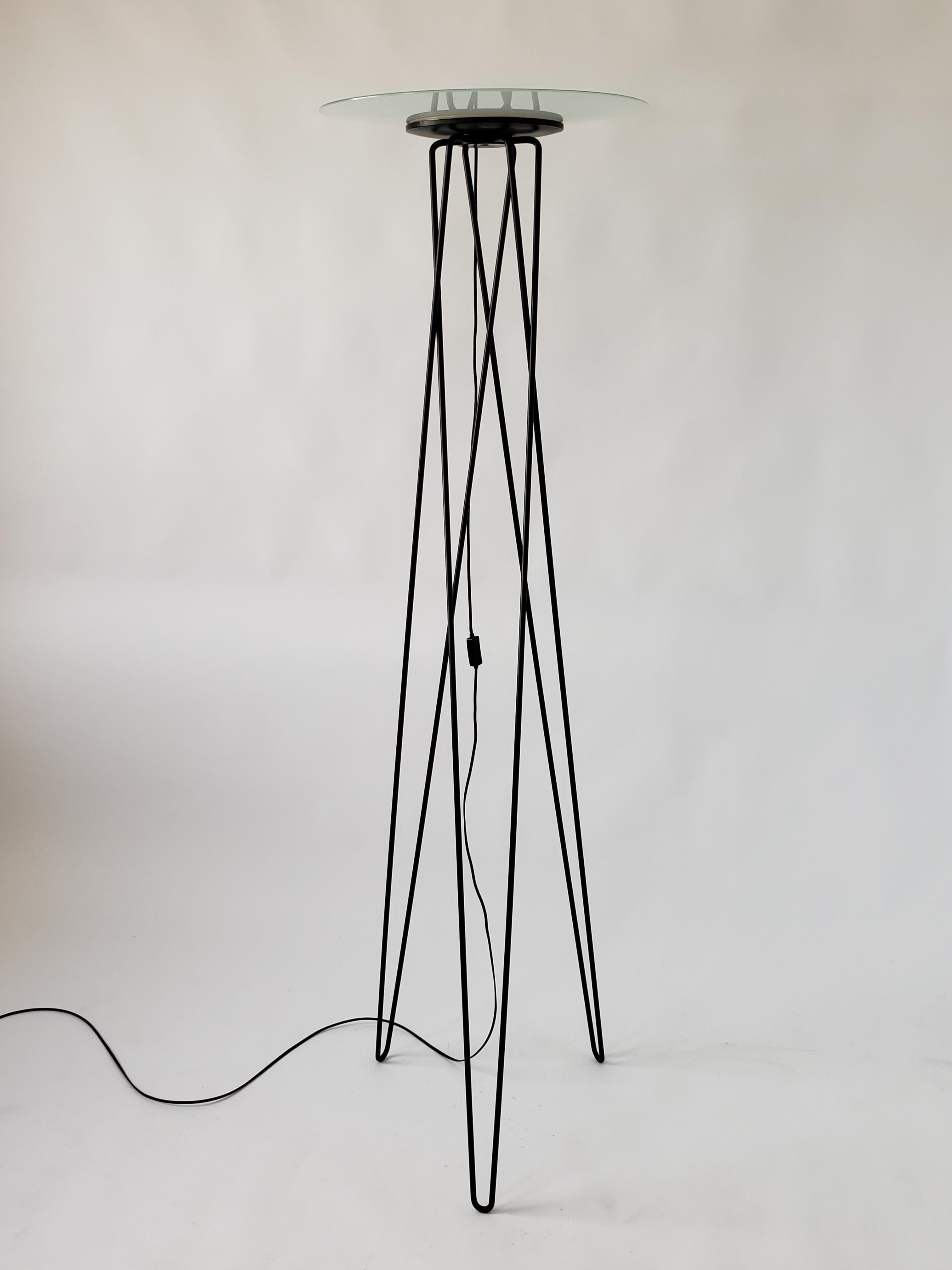 Late 20th Century 1980s Tall Halogen Floor Lamp with Hairpin Leg, Italy For Sale
