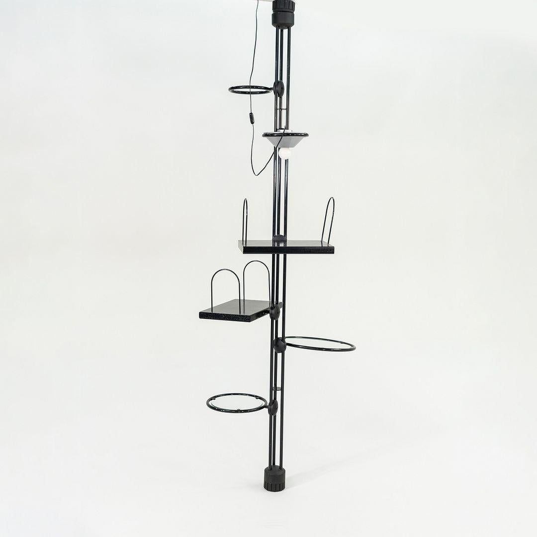 Lampadaire à tension Tarcisio Colzani pour Porada Arredi des années 1980 avec accessoires Bon état - En vente à Philadelphia, PA