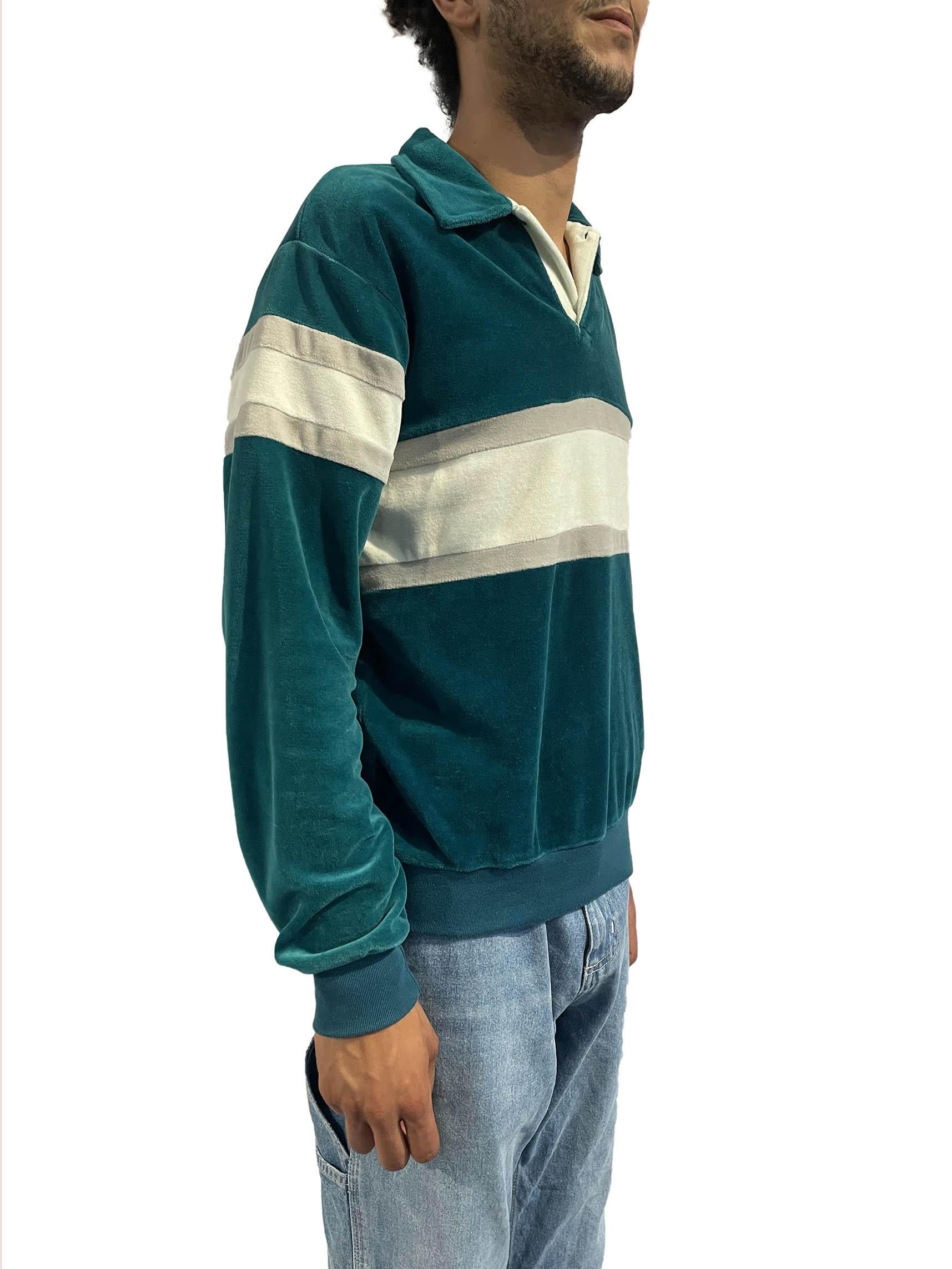 1980er Pullover-Shirt aus Polyester/Baumwolle mit blau-weiß gestreiften Streifen Herren