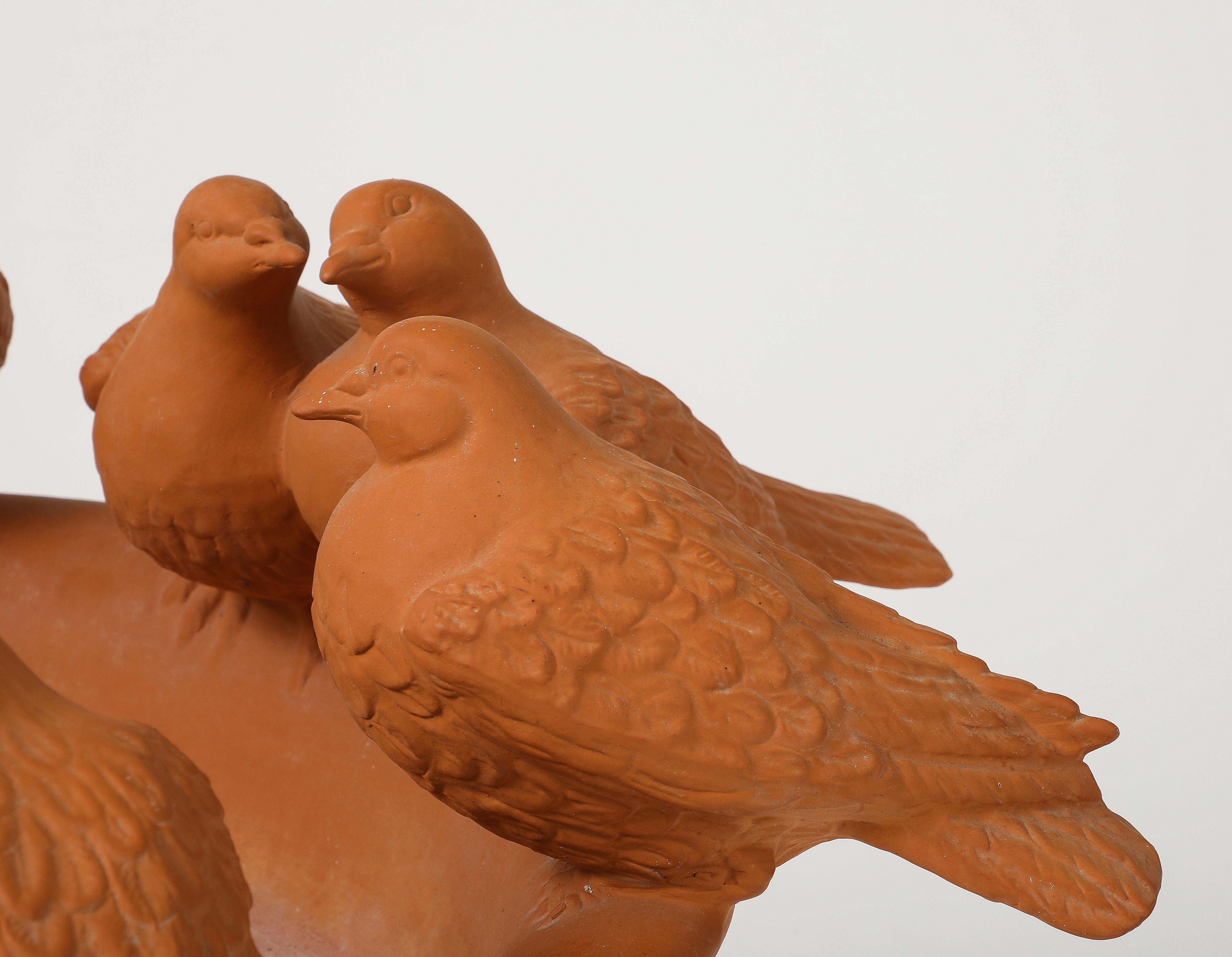 Terre cuite Fontaine à oiseaux décorative en terre cuite des années 1980 en vente
