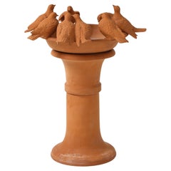 Moderne Brunnen aus der Mitte des Jahrhunderts