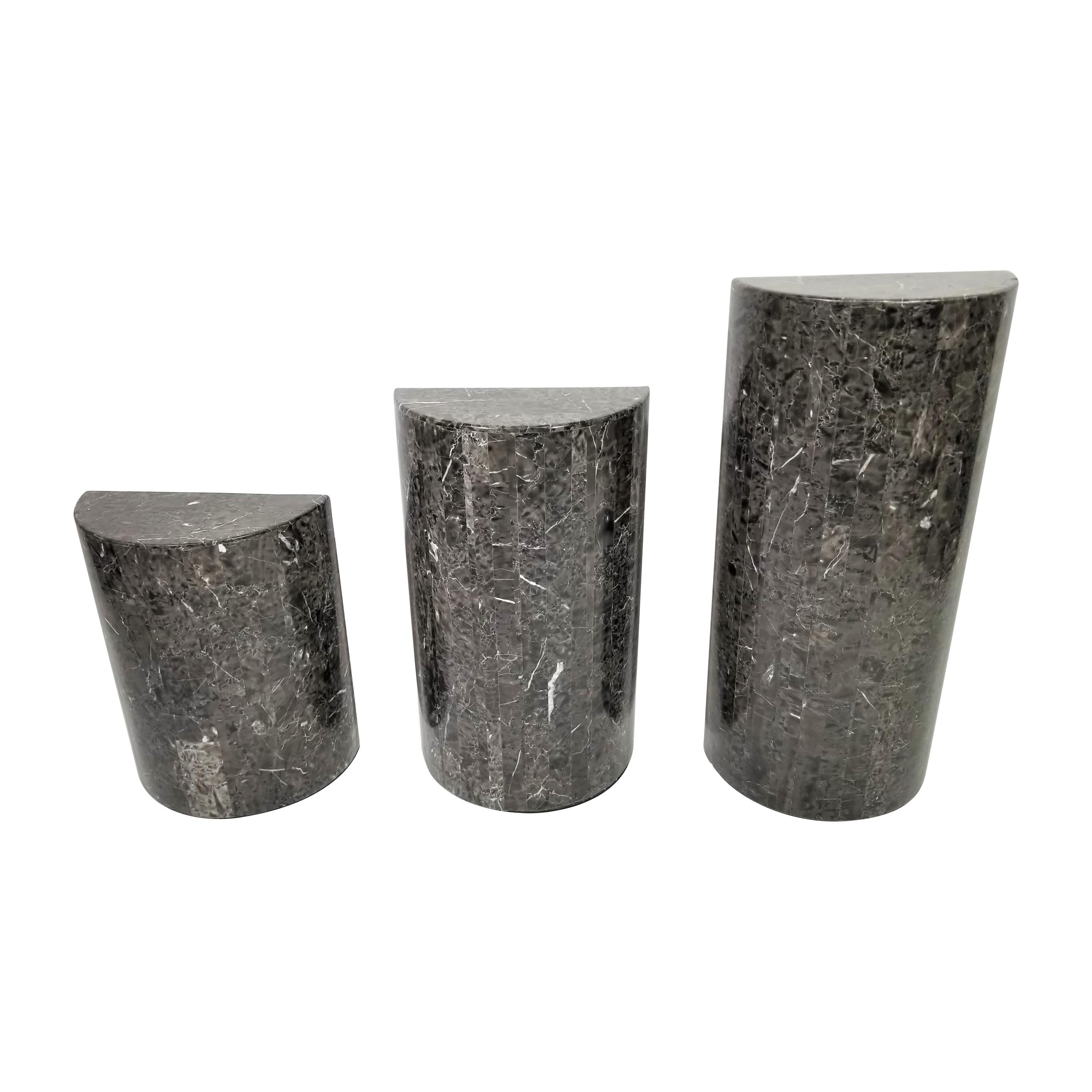1980s Tessellated Lacquer Faux Marble Graduated Pedestals, Set of 3 For Sale