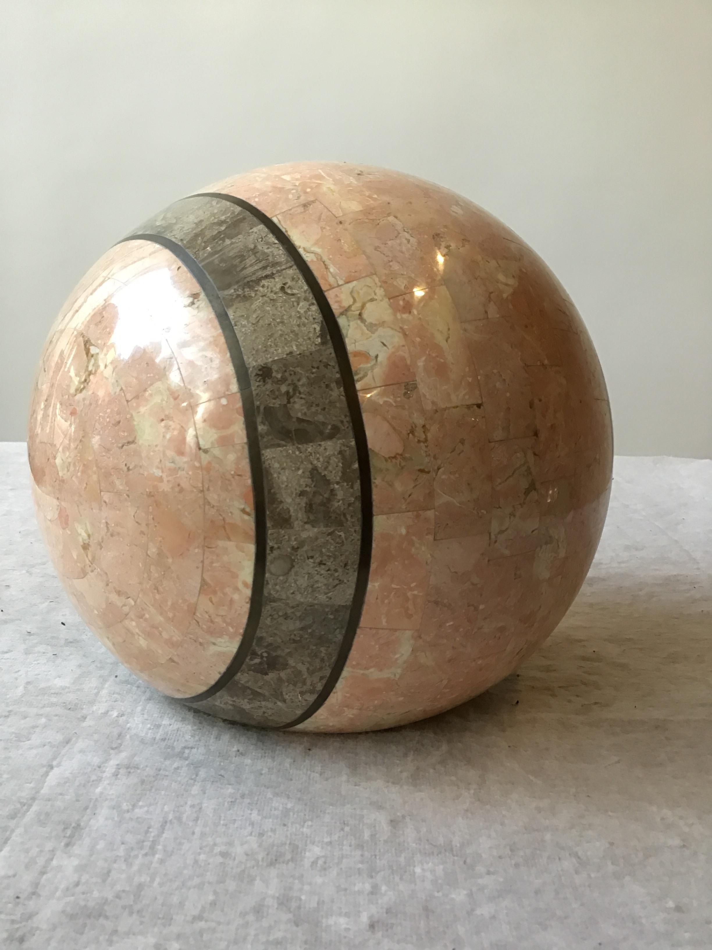 1980s Tessellated Stone Sphere In Good Condition For Sale In Tarrytown, NY