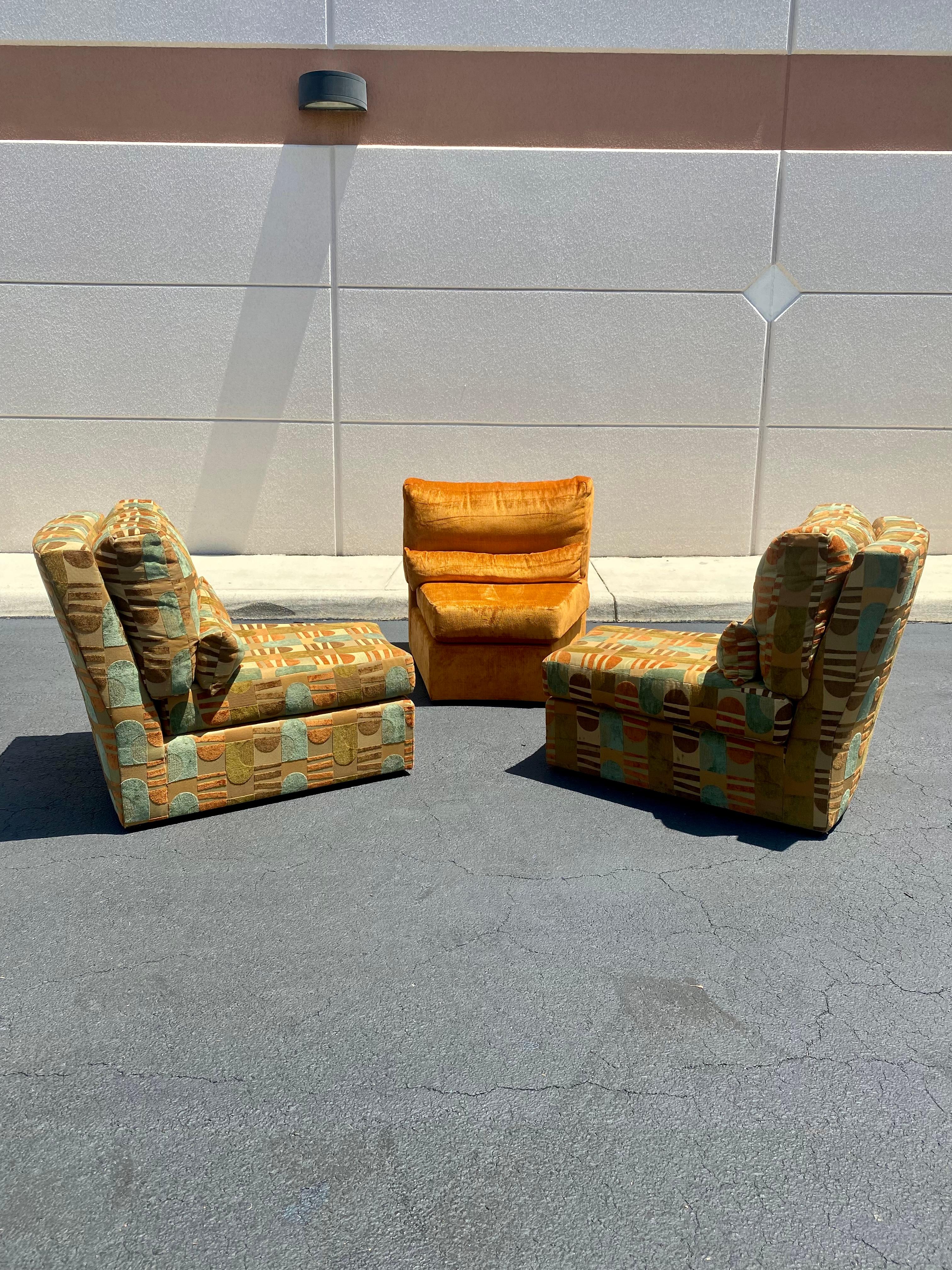 Rare postmodern three pieces curved modular sectional attributed to Milo Baughman for Thayer Coggin. This beautiful colorful sectional is statement piece which is also extremely comfortable and packed with personality! Just look at the gorgeous