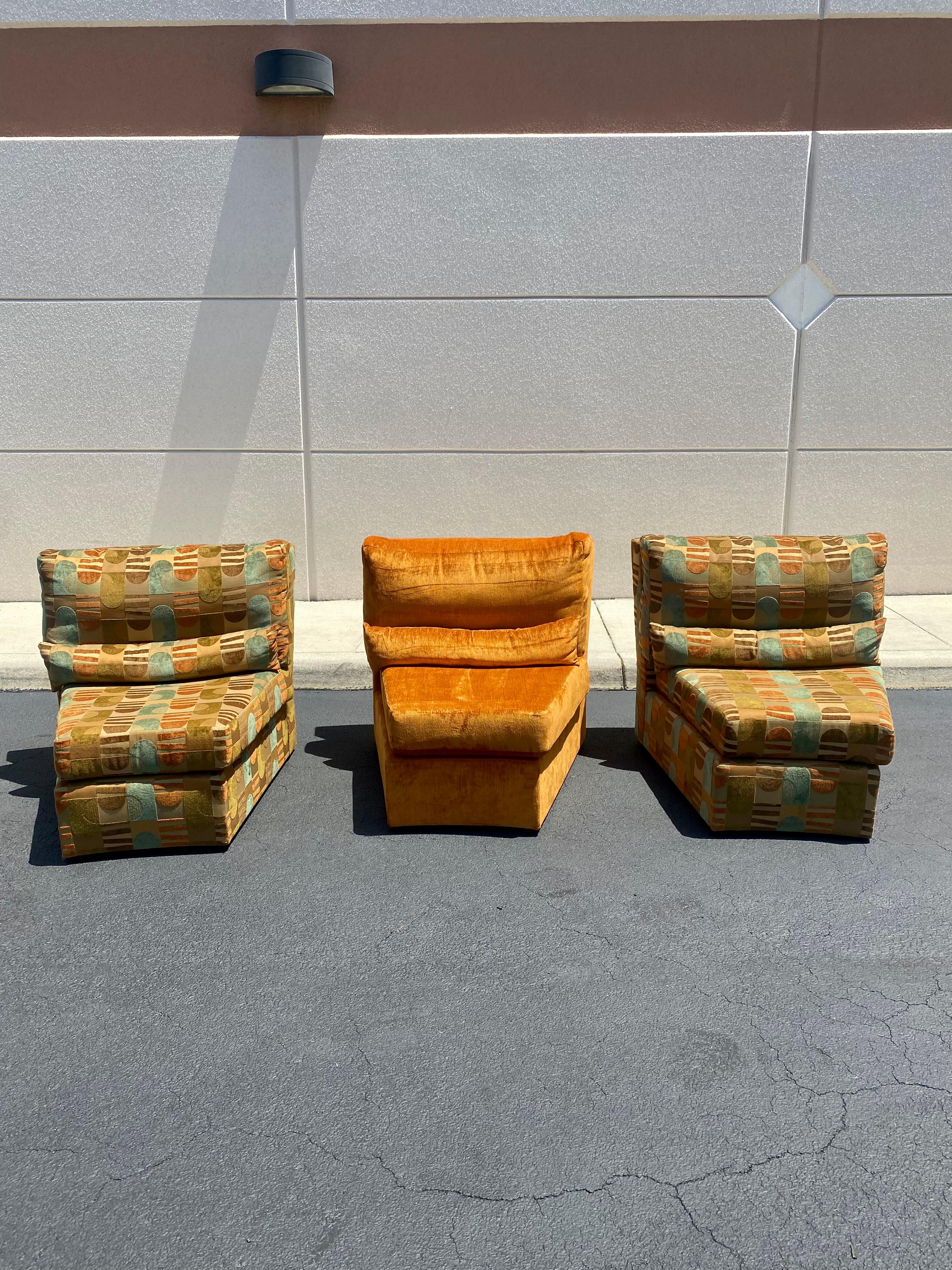 Post-Modern 1980s Thayer Coggin Chenille Modular Curved Sectional Slipper Chairs  For Sale