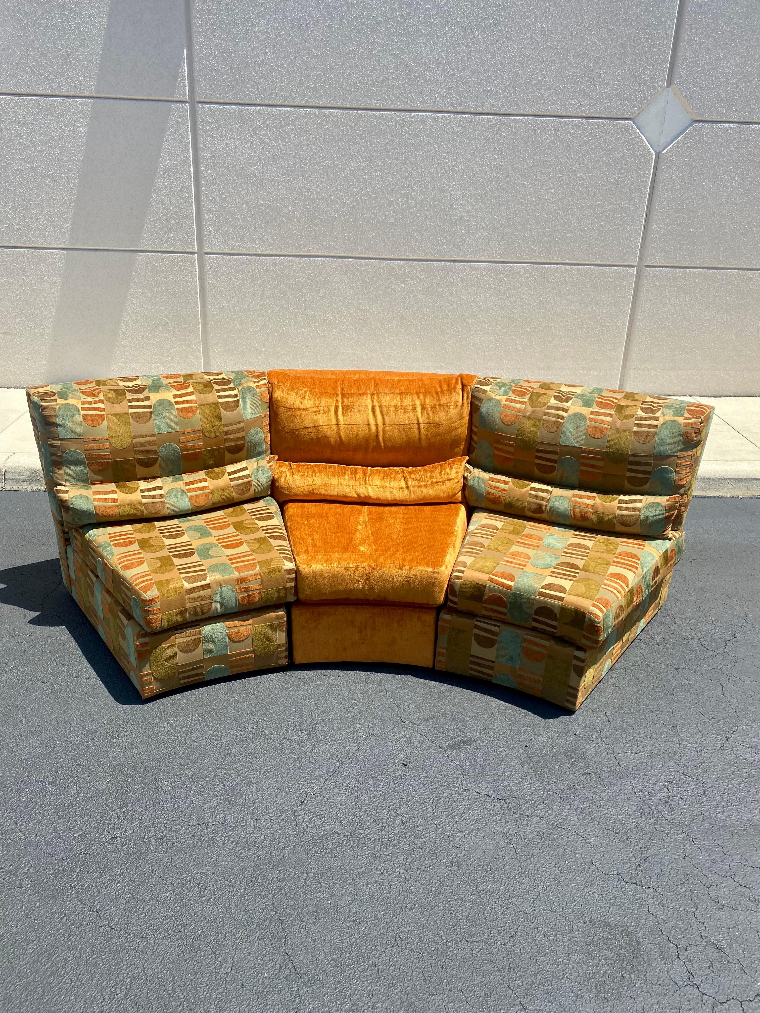 1980s Thayer Coggin Chenille Modular Curved Sectional Slipper Chairs  In Good Condition For Sale In Fort Lauderdale, FL