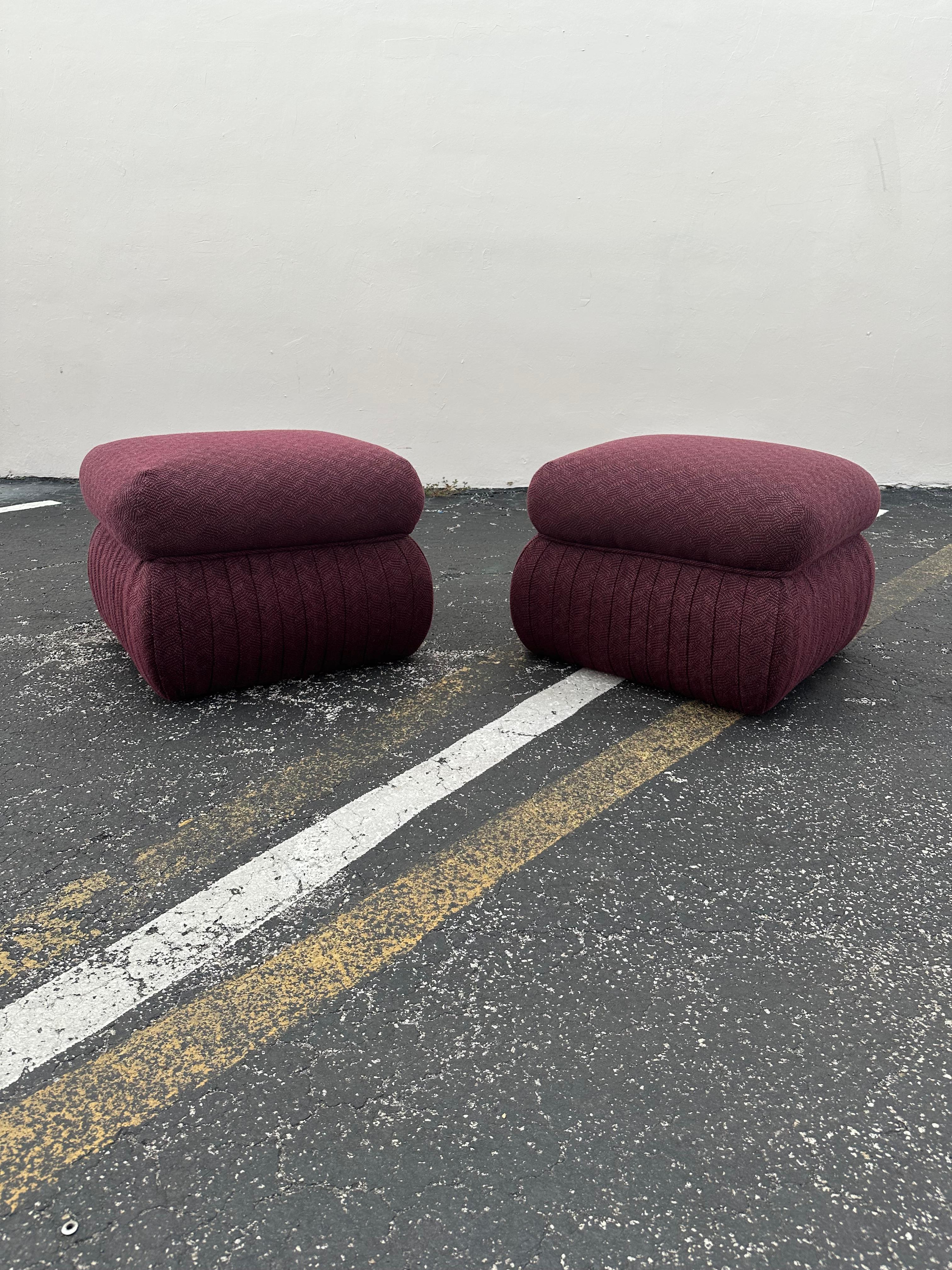1980s Thayer Coggin Post Modern Violet Pleated Ottomans, Set of 2 In Good Condition For Sale In Fort Lauderdale, FL