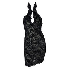 Thierry Mugler - Robe courte à col bénitier en dentelle noire semi-transparente, années 1980