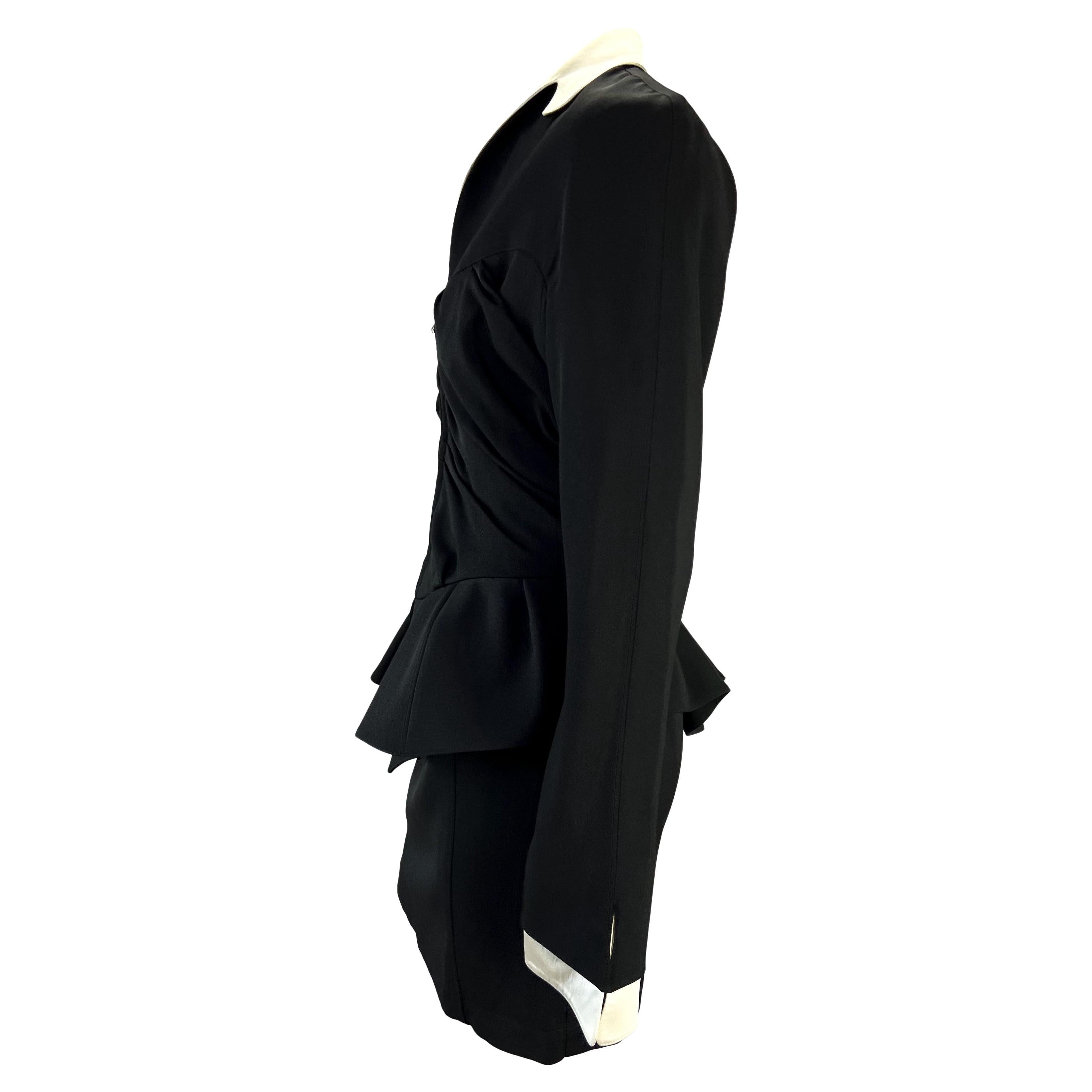 Women's F/W 1992 Thierry Mugler Black Sculptural Wrap Peplum White Satin Trim Skirt Suit For Sale