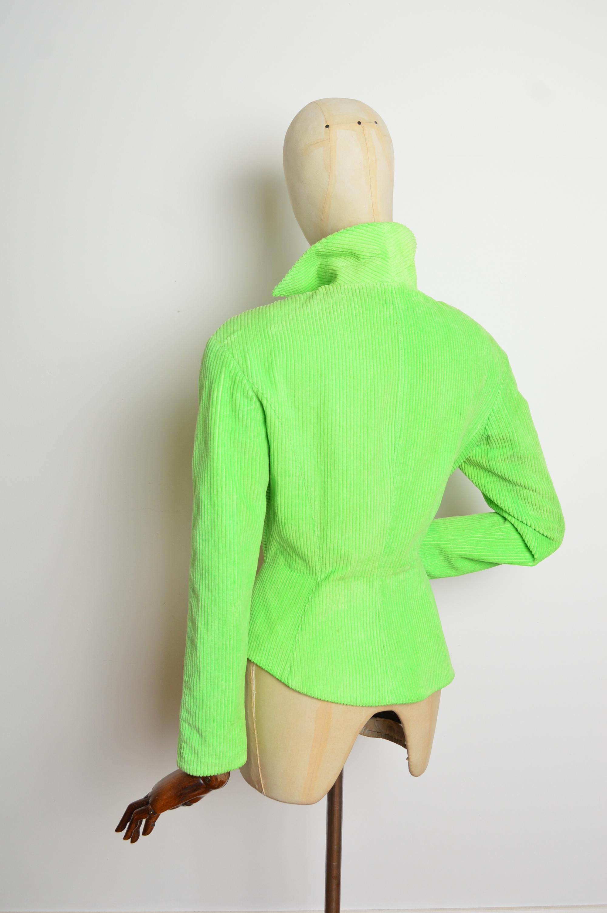 1980s THIERRY MUGLER Wasp Waist Neon Green Corduroy fitted Blazer Biker Jacket en venta 8