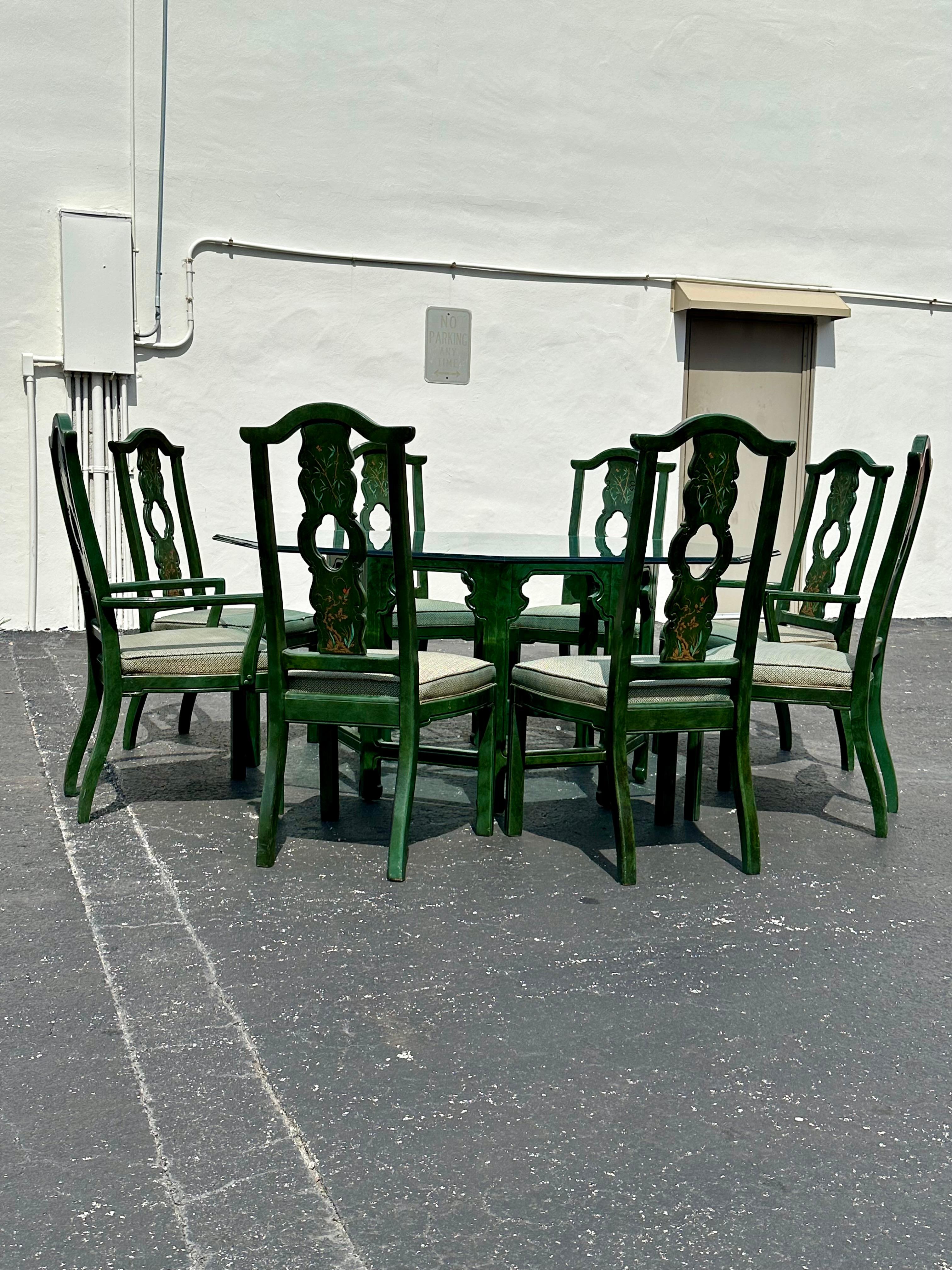 Fin du 20e siècle 1980 Thomasville Chinoiserie Painted Green Hexagonal Wood Dining, Set of 9 en vente