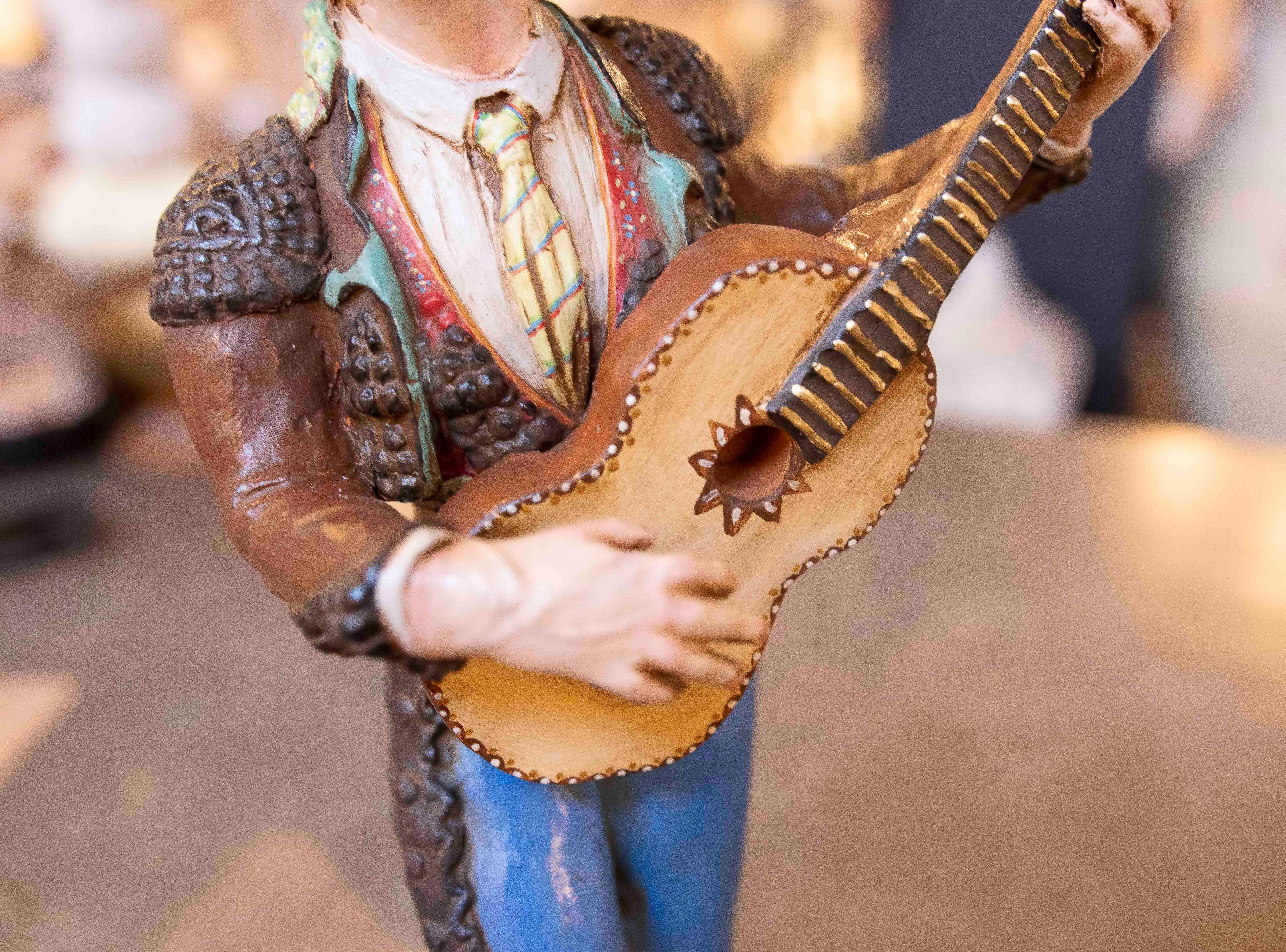 1980s Three Hand-painted Andalusian Terracotta Figures Signed Jiménez Mariscal 4