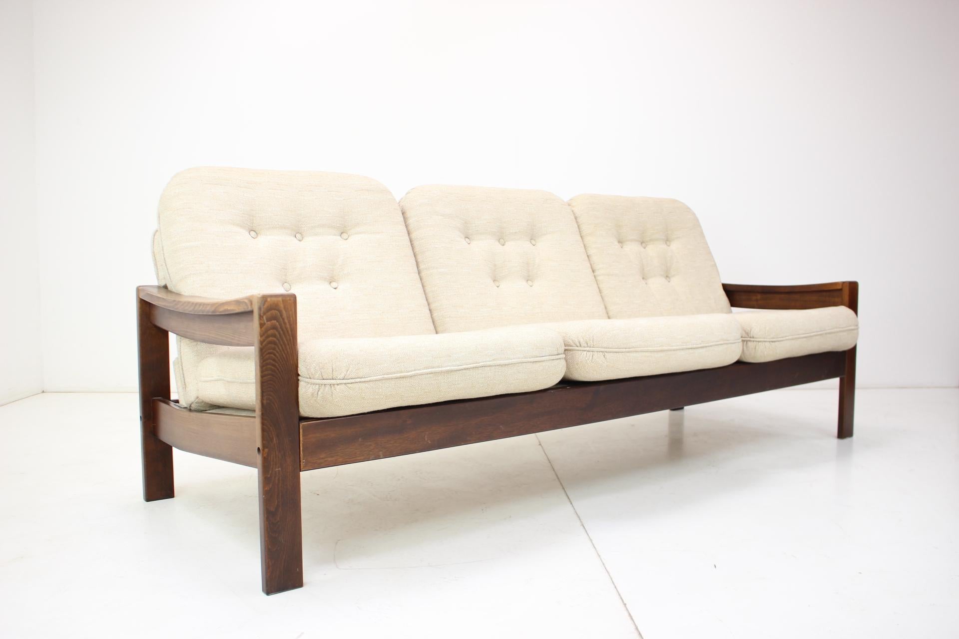 1980s Three Seater Adjustable Sofa / LEDA LUX, Czechoslovakia For Sale 2