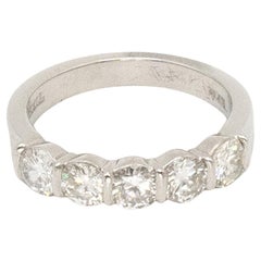 Anillo de 5 diamantes en platino Tiffany & Co. de los años 80