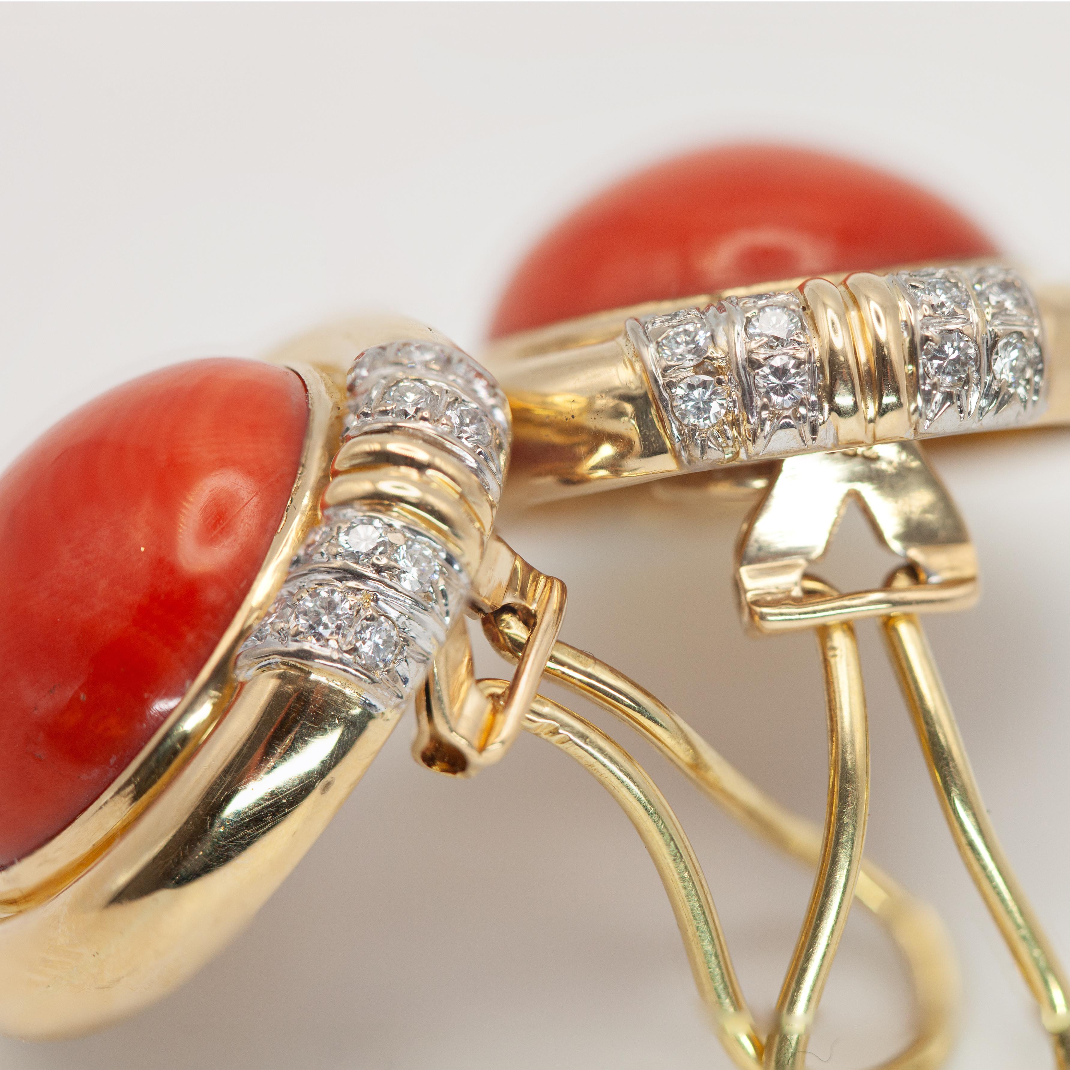Pendientes de clip de coral con diamantes YG 18K Trío de los años 80 Corte brillante