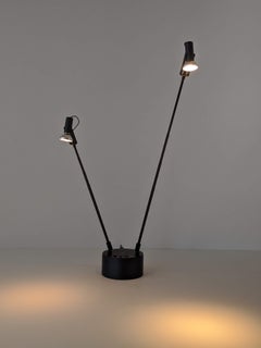 Lampada da tavolo alogena telescopica a due teste degli anni '80 di Luxo , Italia