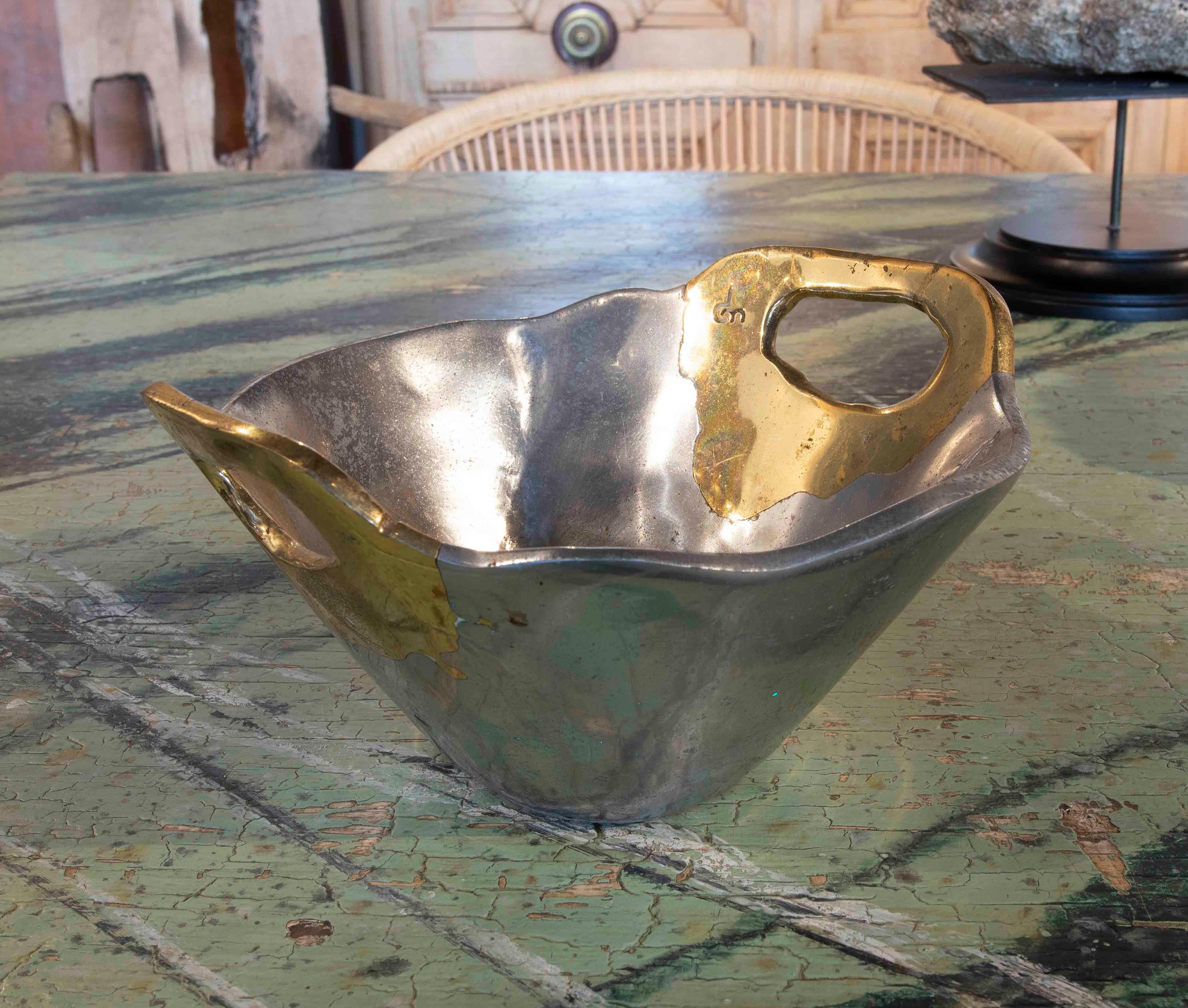 1980s Two-Coloured Bronze Fruit Bowl by the Artist David Marshall  In Good Condition For Sale In Marbella, ES