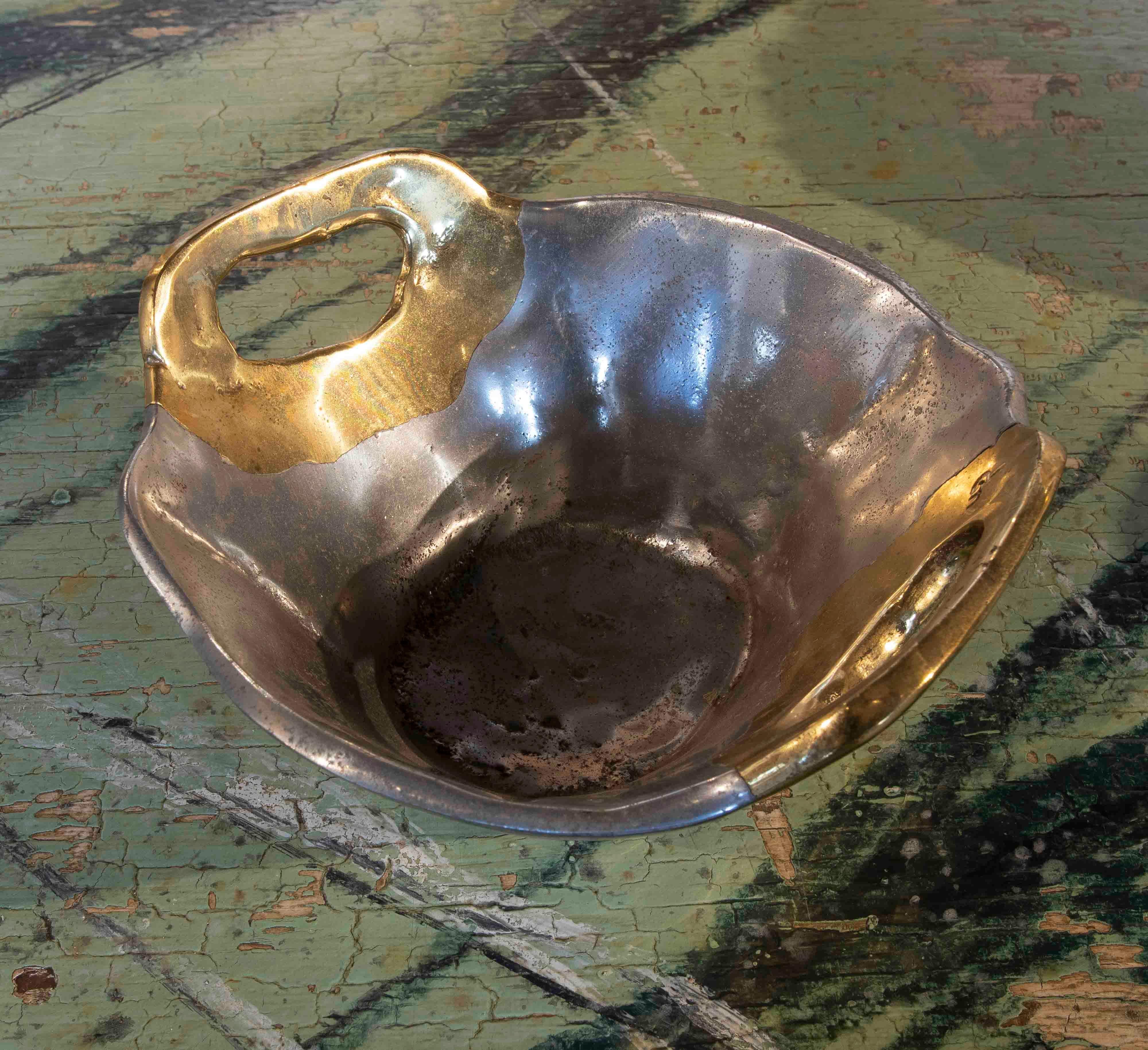 1980s Two-Coloured Bronze Fruit Bowl by the Artist David Marshall  For Sale 5