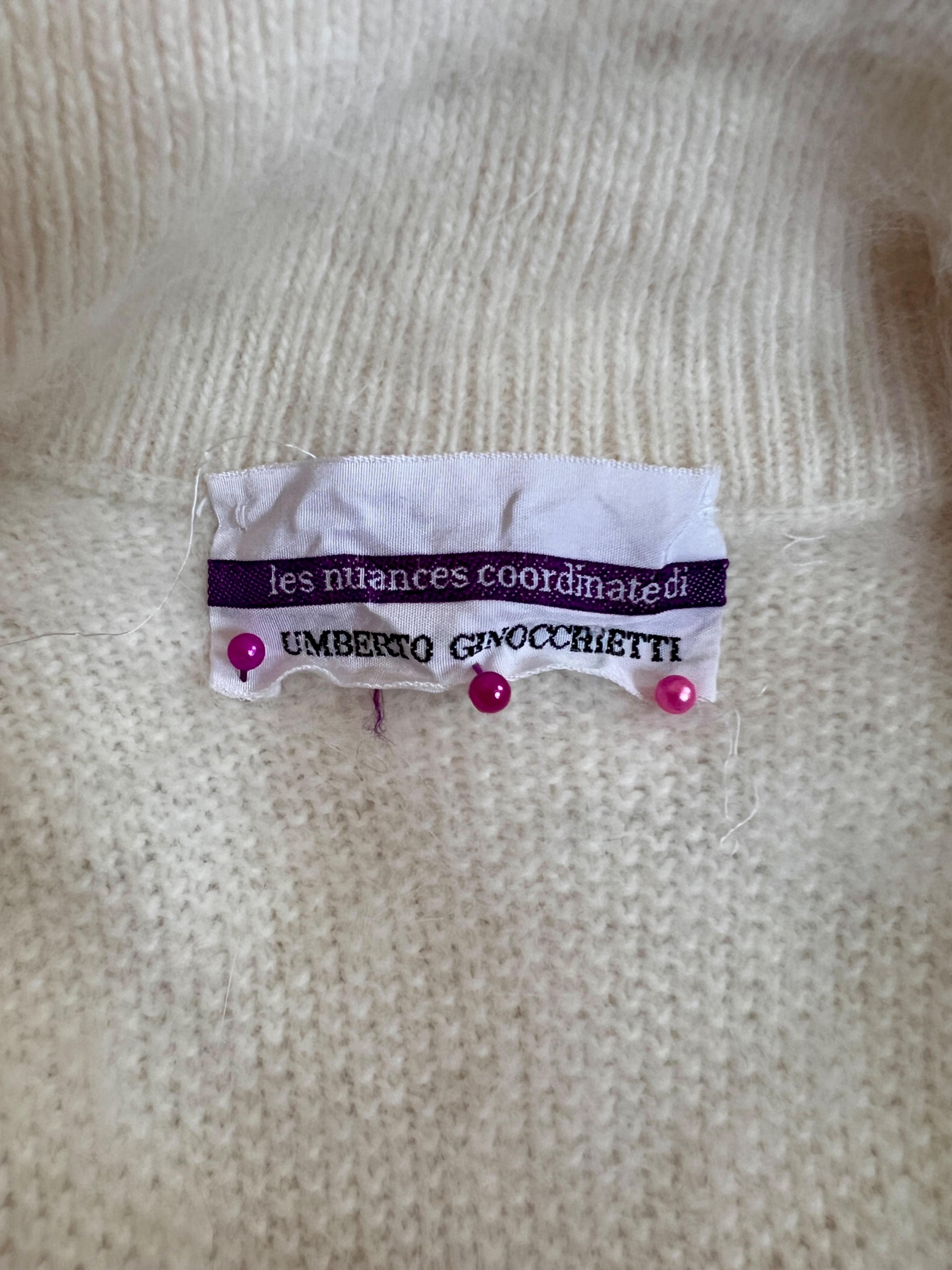 1980er Umberto Ginocchietti Angoramischung Strickjacke mit Papageienapplikation Damen im Angebot