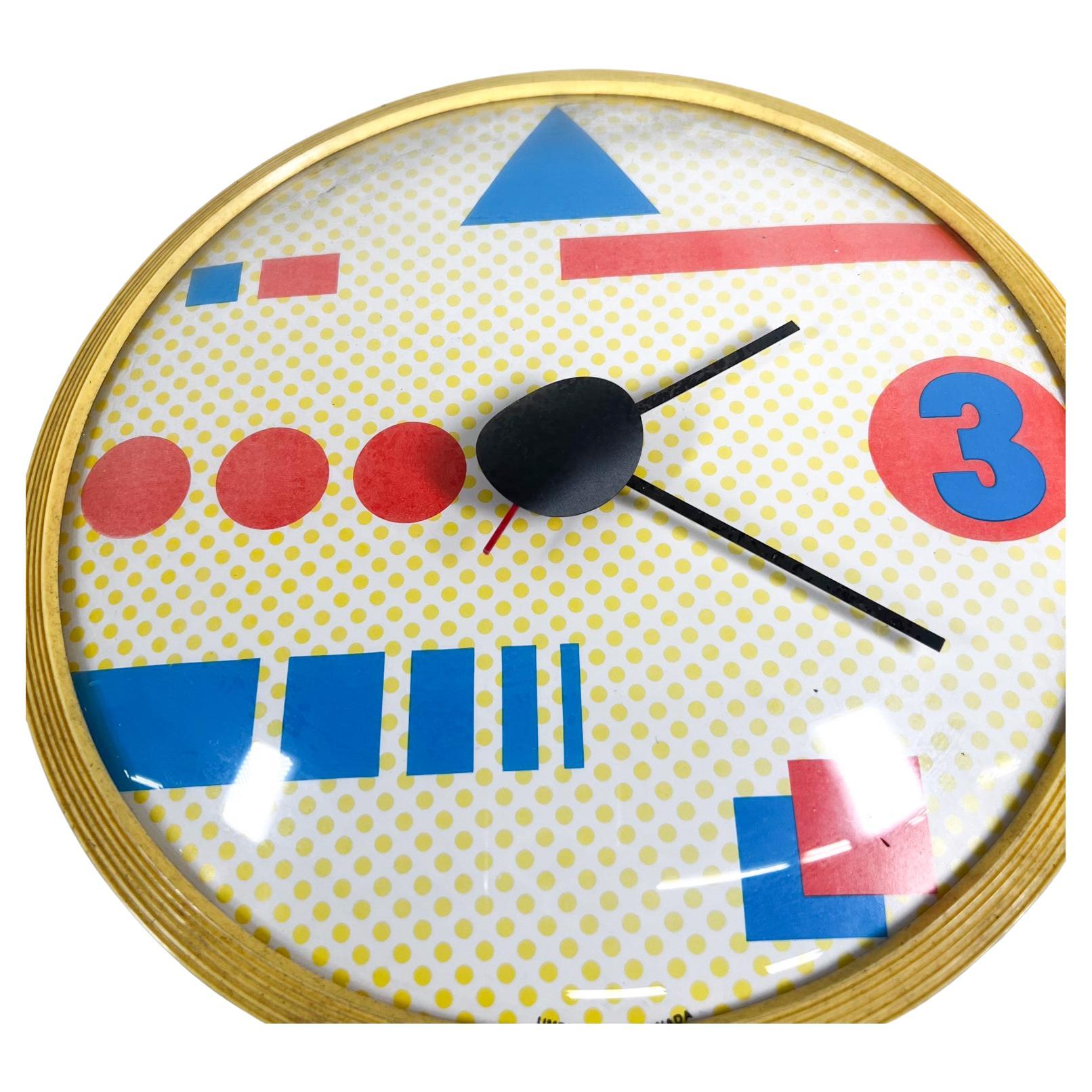 1980s UMBRA Canada Colorful Quartz Wall Clock Memphis Style
Maker stamped Umbra Canada Made in USA
11 diameter x 2 d
Original vintage condition.
Tested and working.
See all images.