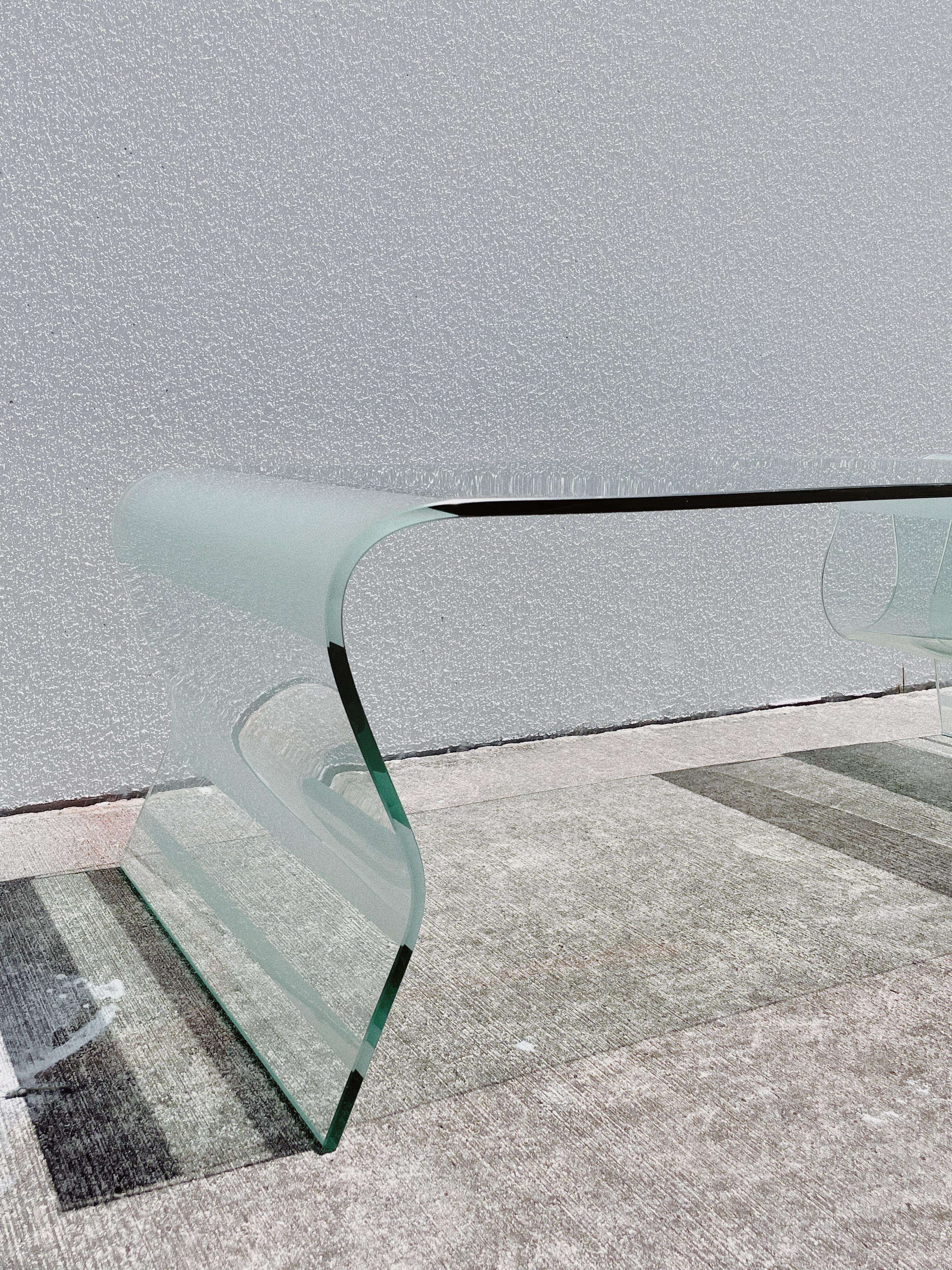 Post-Modern 1980s Undulating Wavy Glass Coffee Table With Frosted Accents For Sale