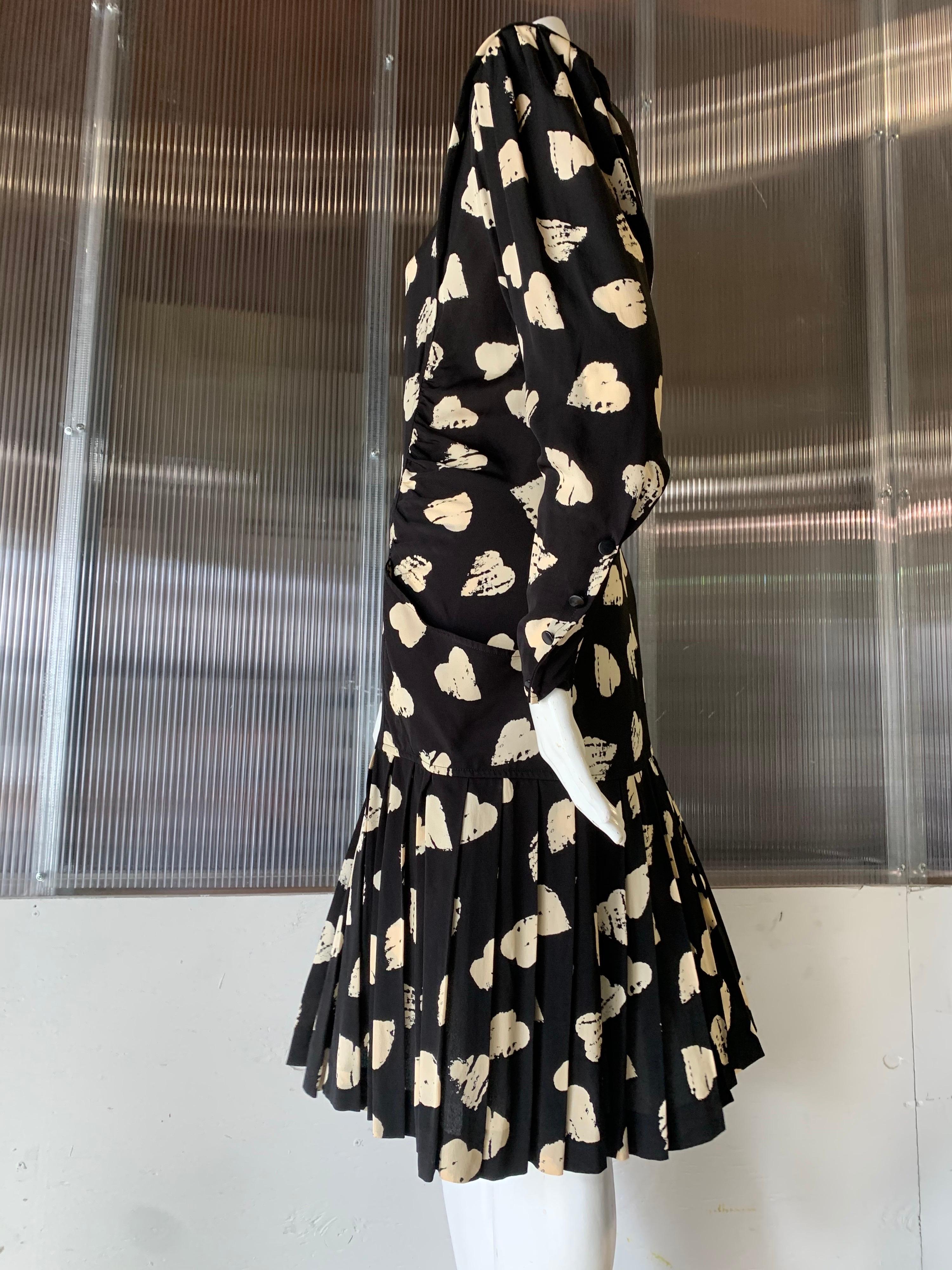 1980s Ungaro Black & Cream Rayon Drop Waist Dress W/ Velvet Collar & Heart Print For Sale 3