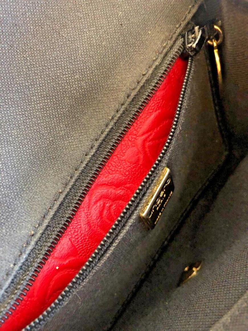1980s Ungaro Paris Red Embossed Gold Chain Shoulder Bag For Sale 1