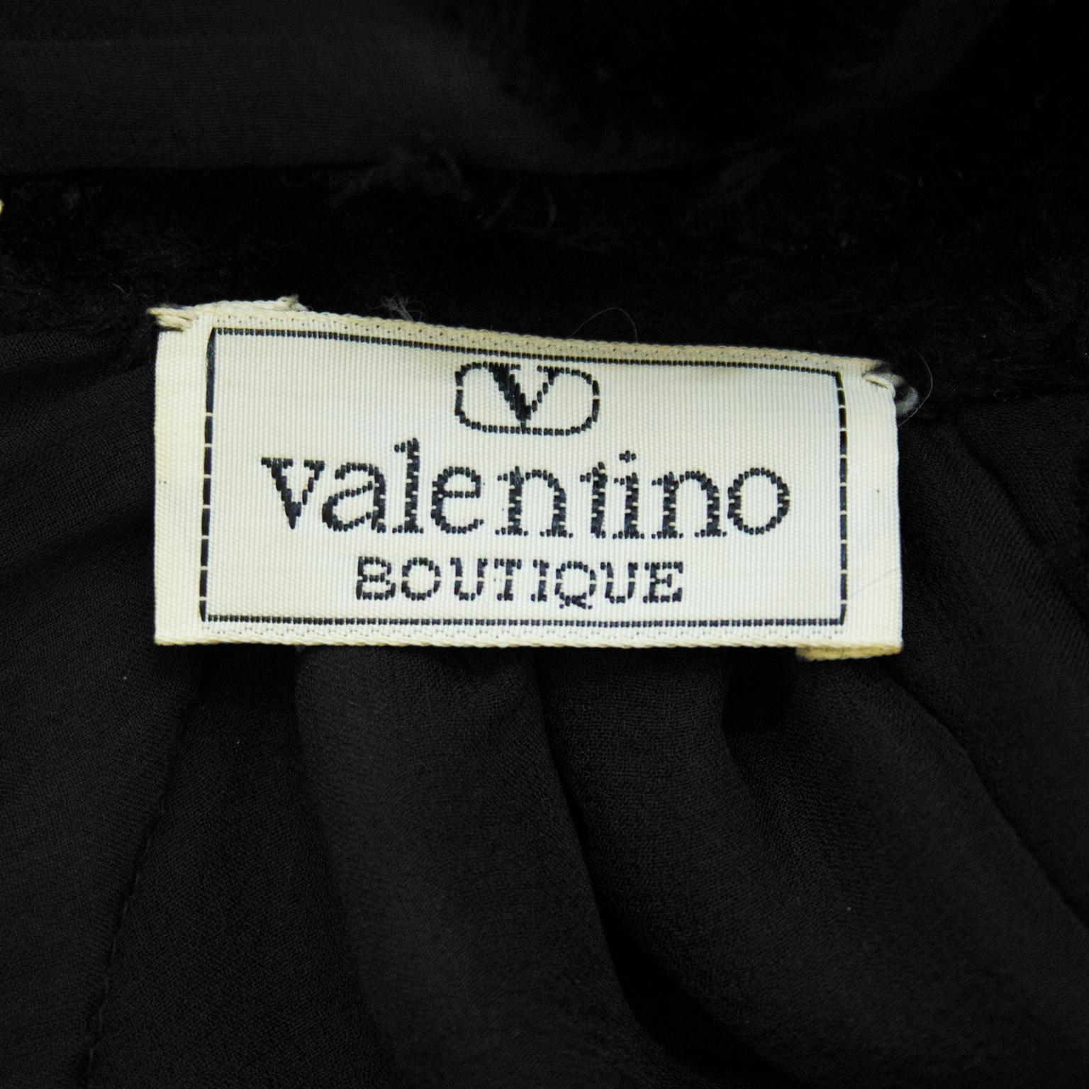 Chemisier de soirée dévoré noir Valentino des années 1980 en vente 1