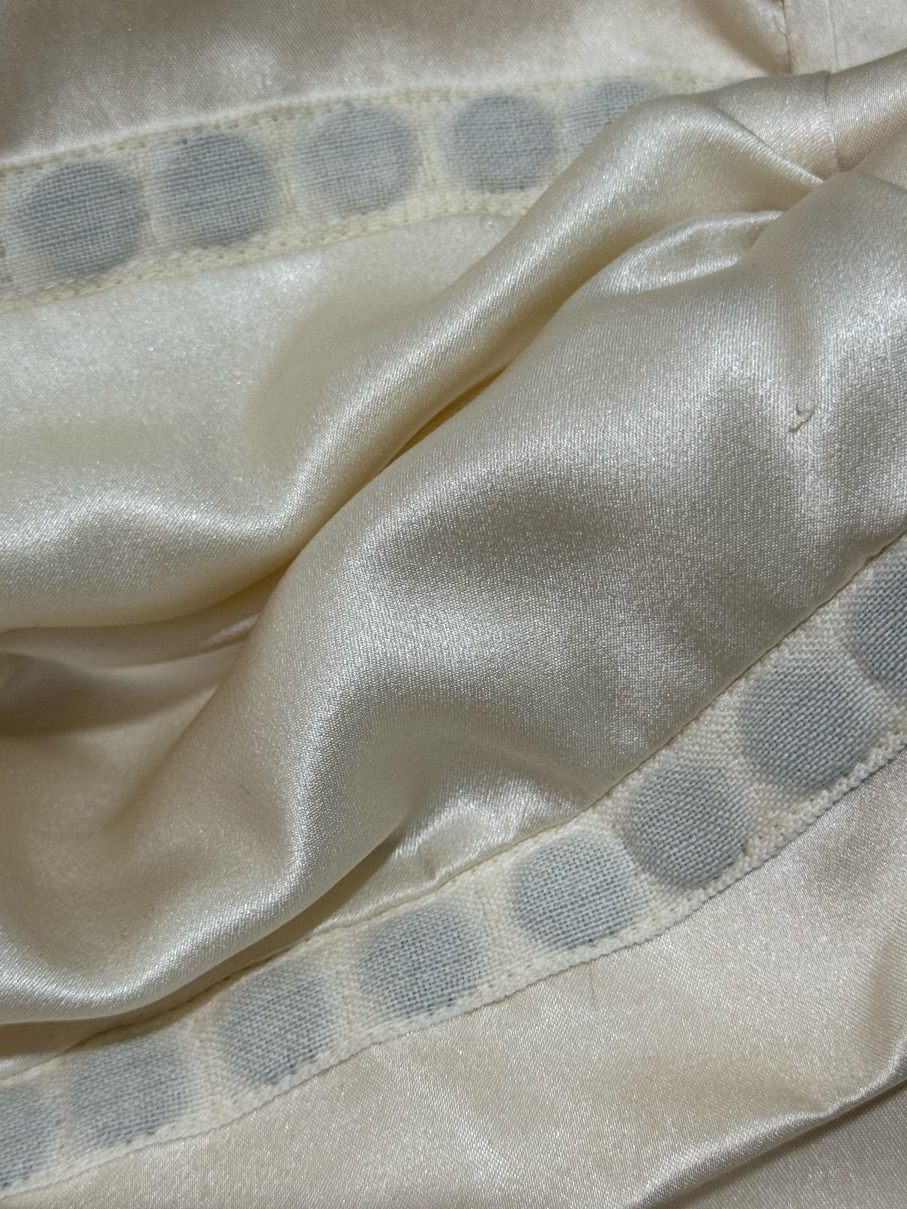 1980 Valentino Black Velvet & Ivory Satin Dress w Fab Rhinestone Feathers (Robe en velours noir et satin ivoire) en vente 1