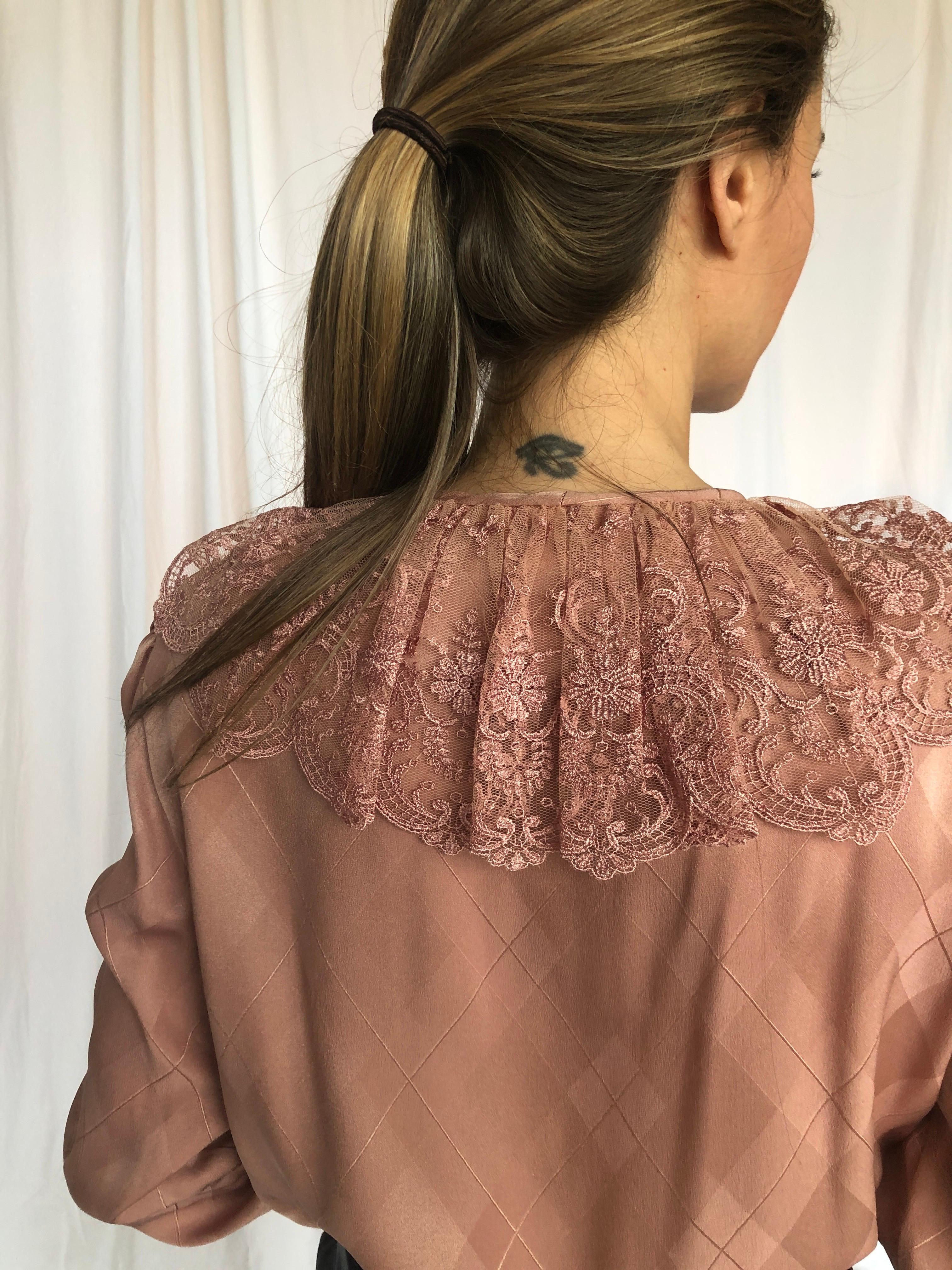 1980s Valentino Blush Rose Silk Lace Blouse  For Sale 1