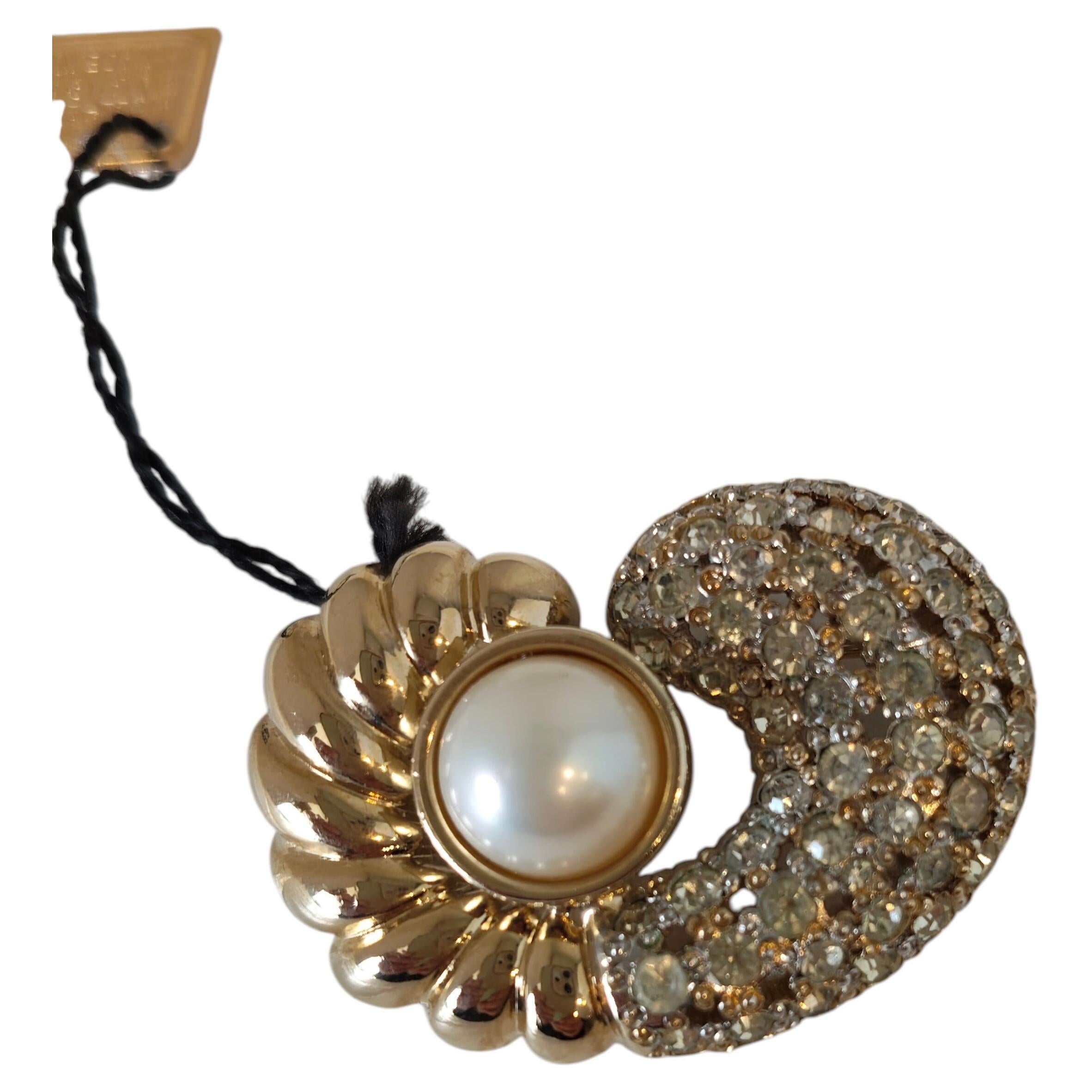 Giorgio Armani Rhinestone and Poured Glass Brooch For Sale at